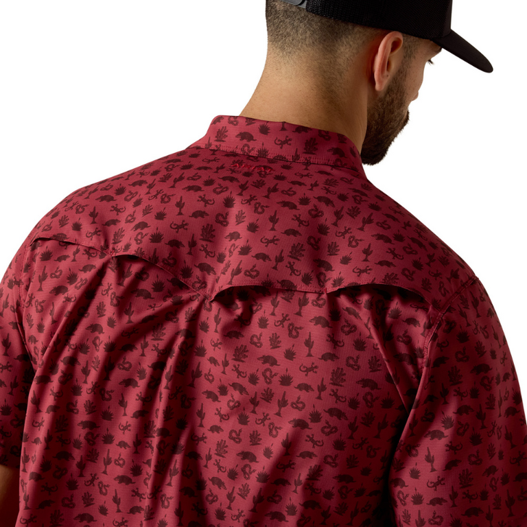 Ariat Ariat Ventek Western Yoke SS Snap Shirt - Rhubarb Desert Creatures