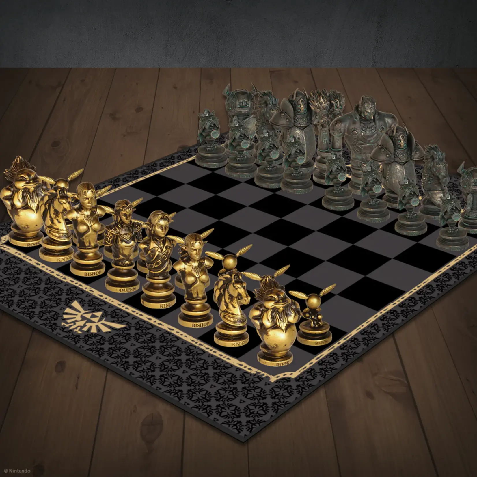 The Op Games (USAOPOLY) The Legend of Zelda Chess Set