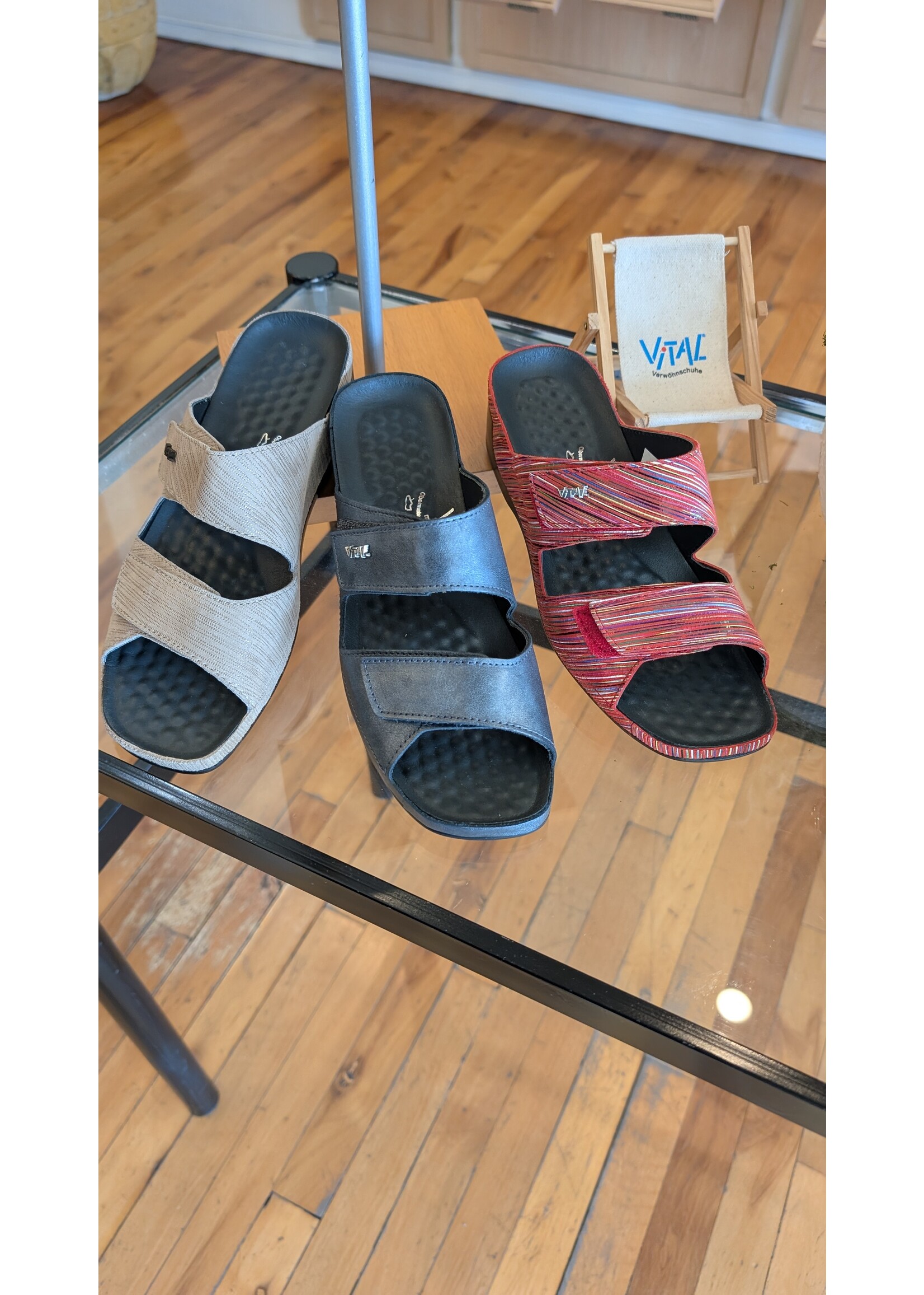 Tina Slip On Low Wedge 0803