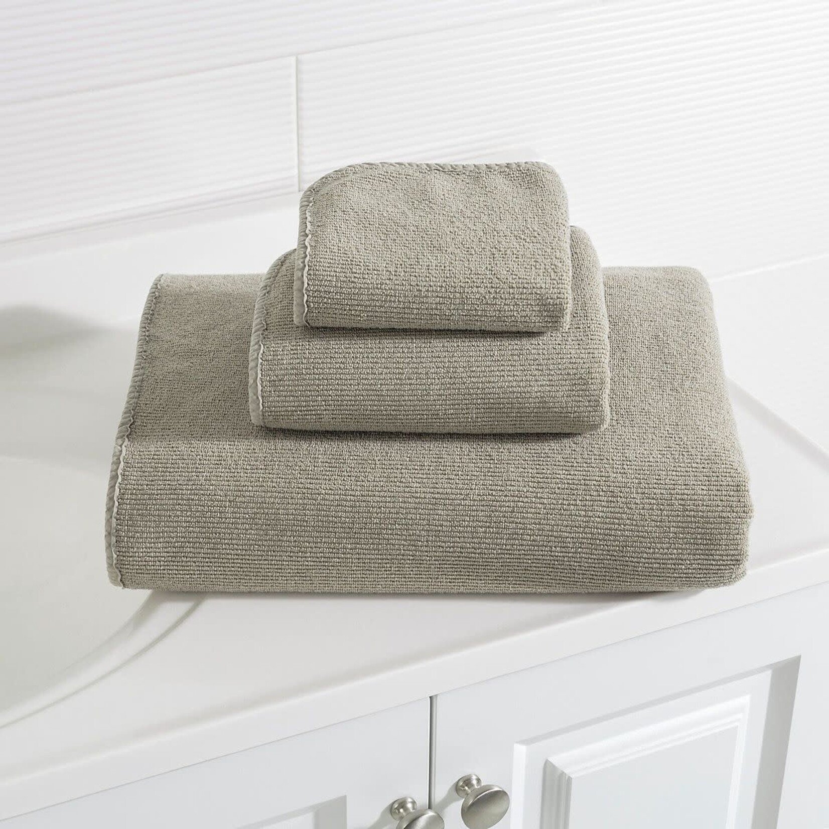 Pine Cone Hill Blythe Bath Towel