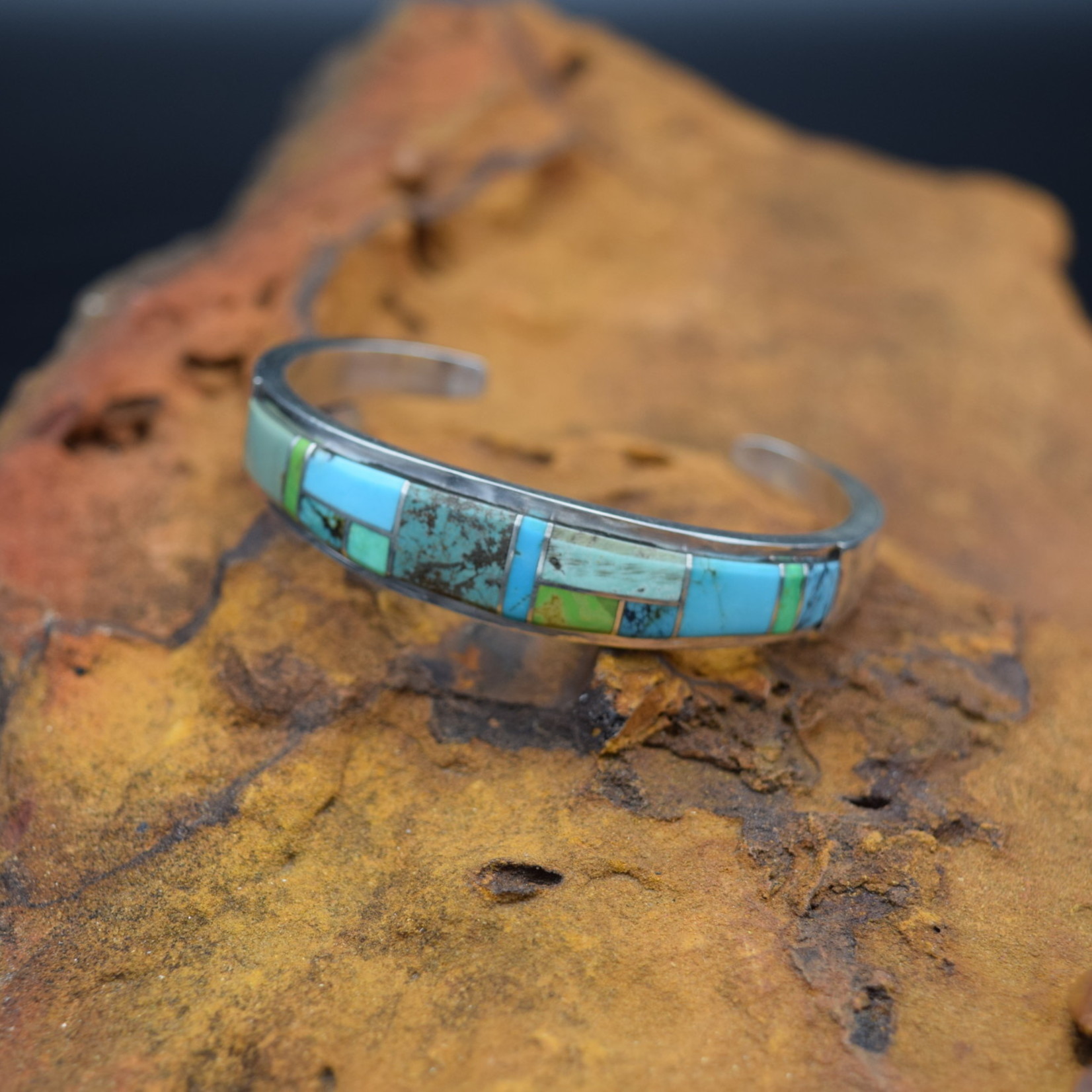 GREEN BLUE TURQOISE INLAY CUFF (Size: 6)