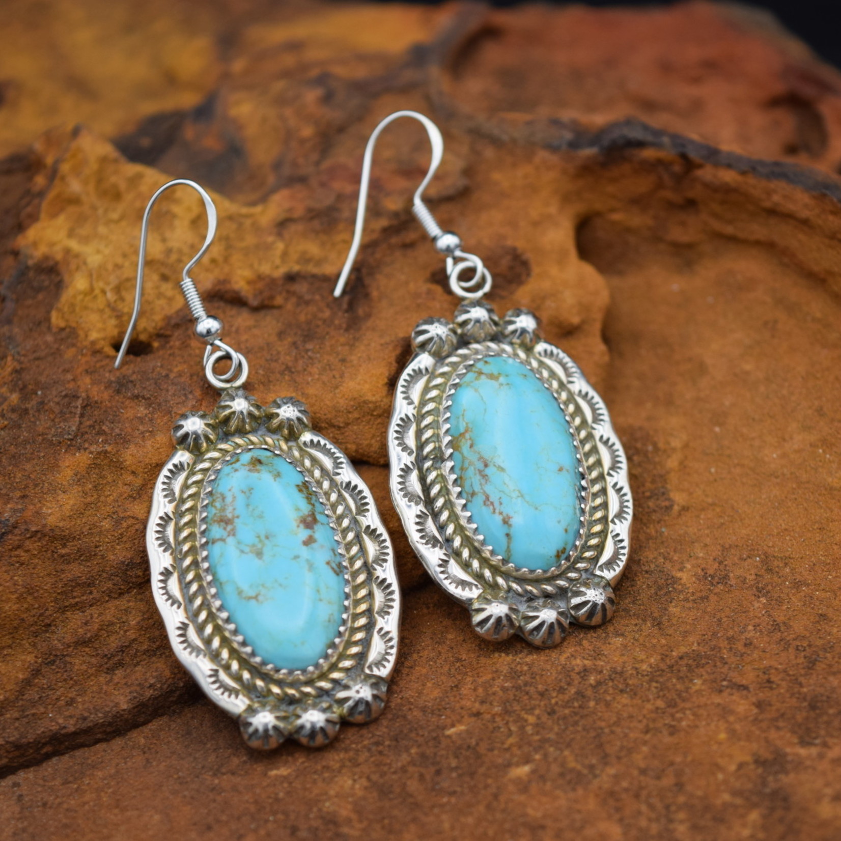 BECENTI ROYSTON EARRINGS