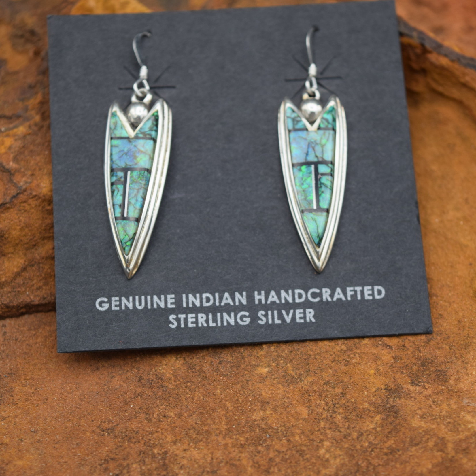 GREEN ARROW PEARL EARRINGS