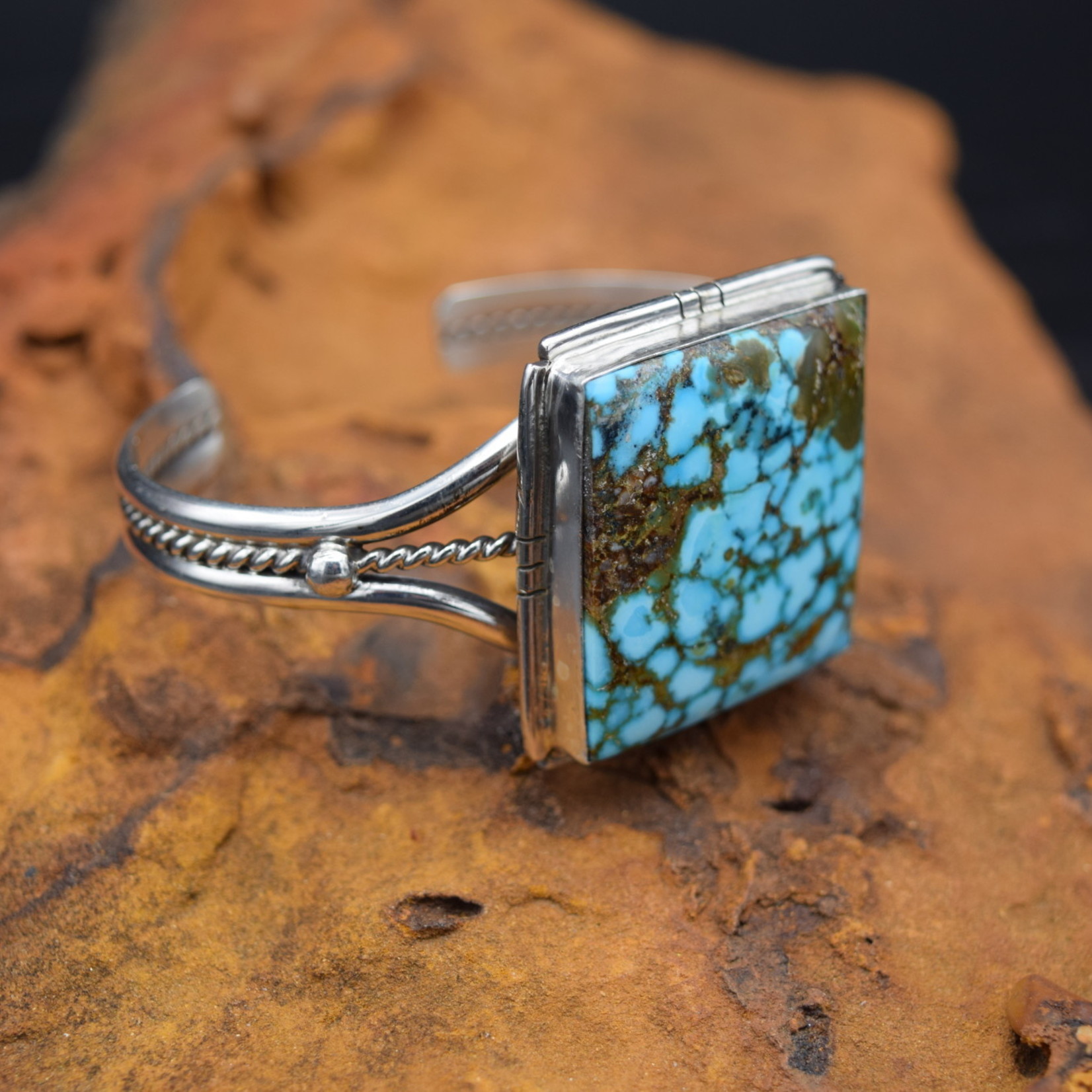 KINGMAN SQUARE CUFF (Size: 6.5")