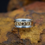 SILVER GOLD INLAY BAND RING (Size 7.5)