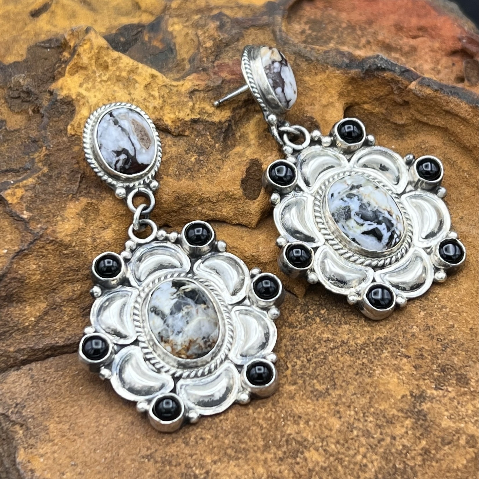 TYLER BROWN - WHITE HORSE/WHITE BUFFALO EARRINGS