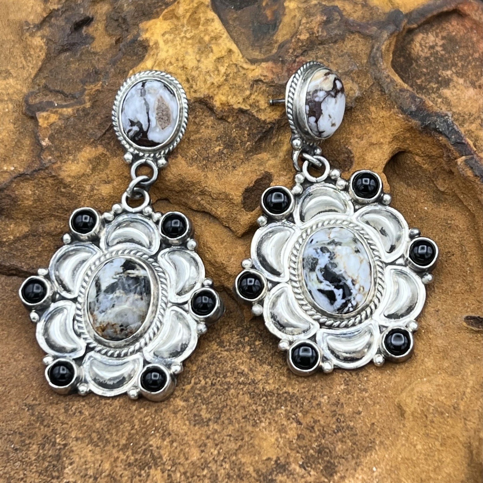 TYLER BROWN - WHITE HORSE/WHITE BUFFALO EARRINGS