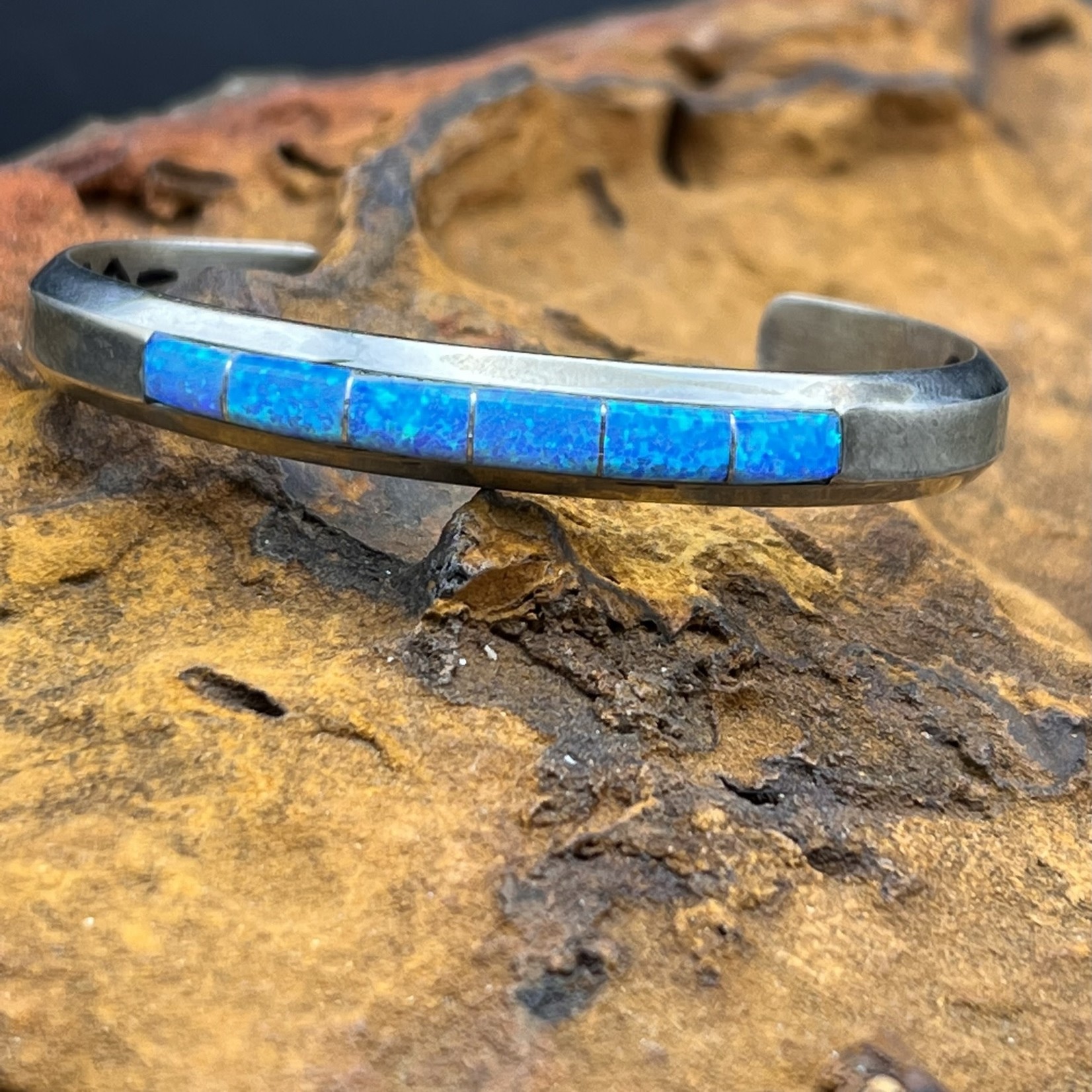 BLUE OPAL STACKER CUFF [6.25"]