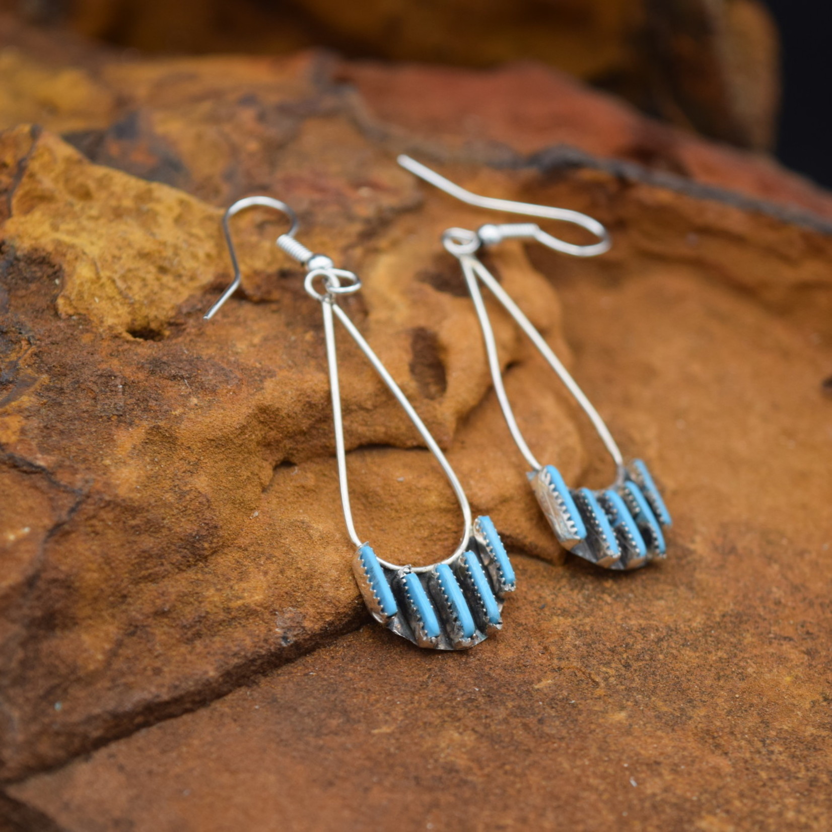 PETITE POINTE TURQUOISE EARRINGS