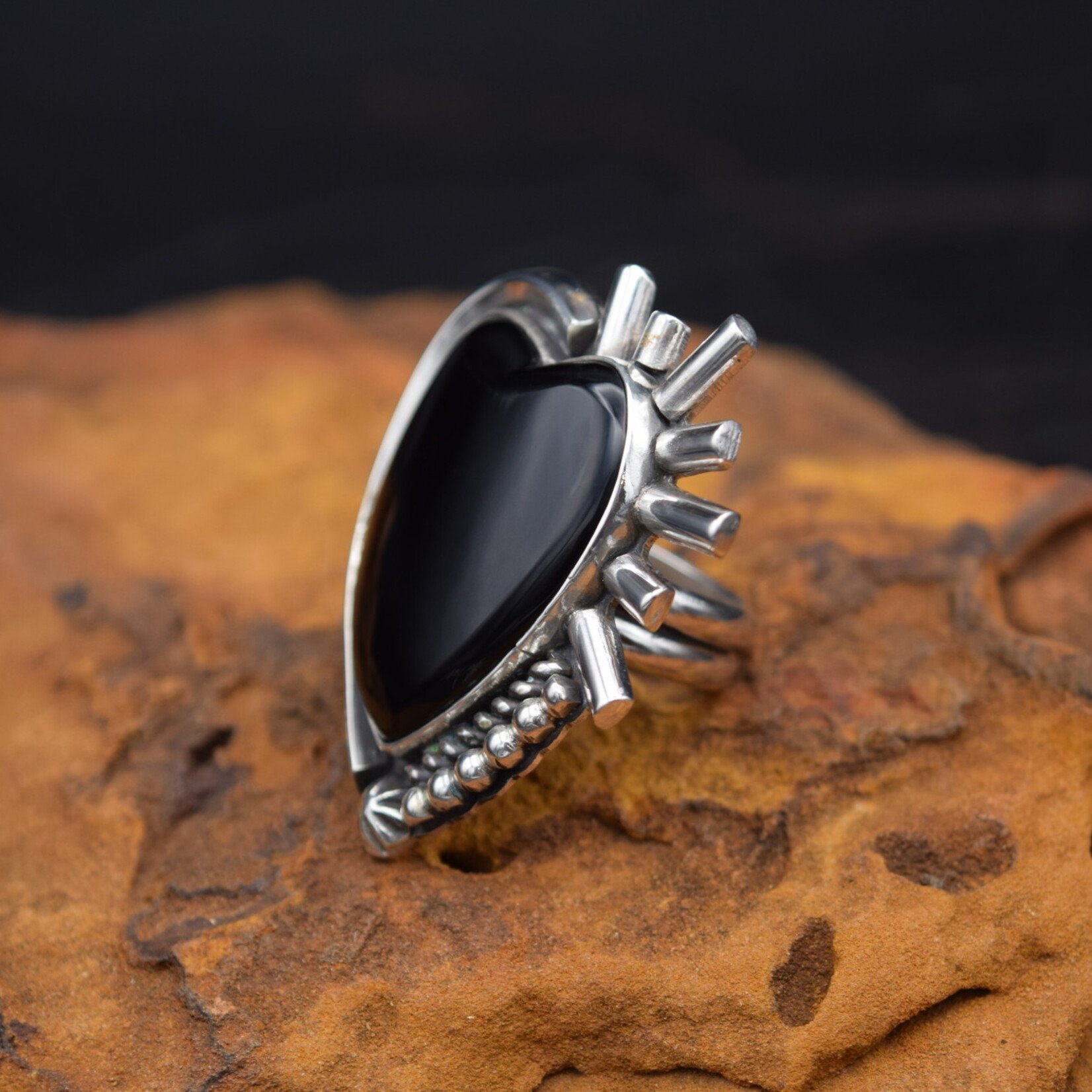 KRYSTALN PLATERO ONYX  HEART ADJUSTABLE RING