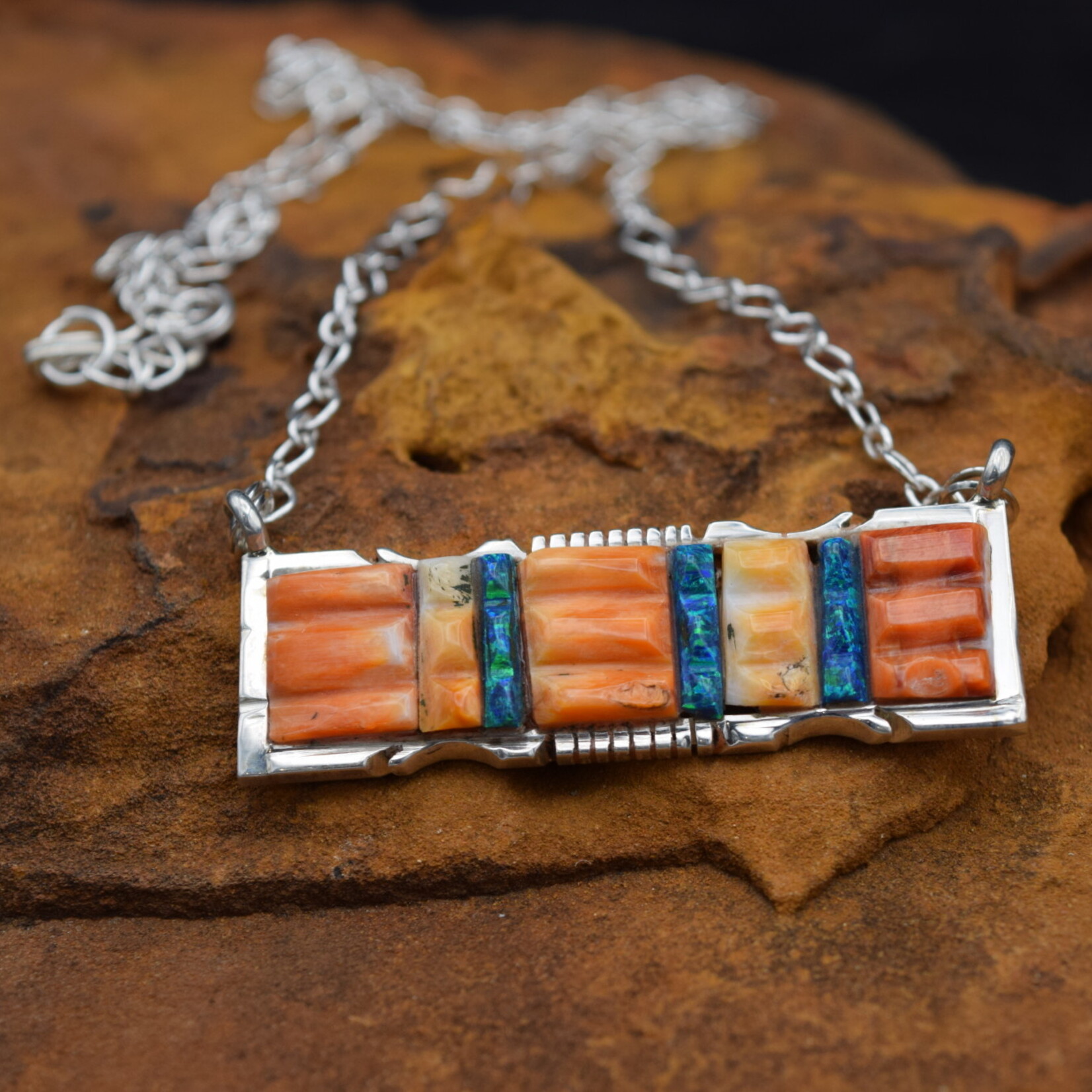 ORANGE SPINY BAR NECKLACE