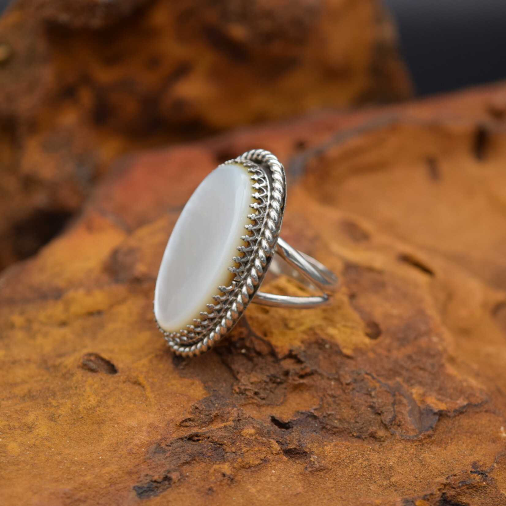 PEARL RING (Size: Adjustable)