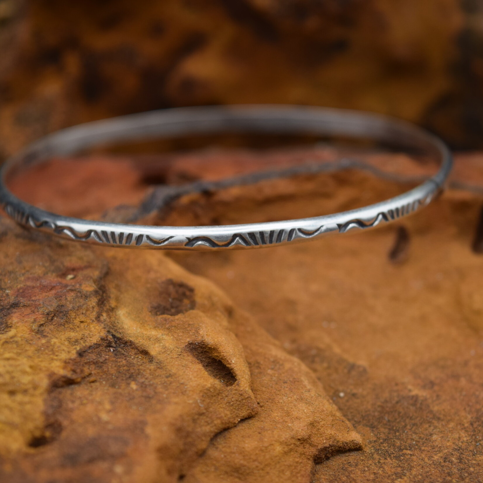 BEN TAHE SILVER BANGLE BRACELET