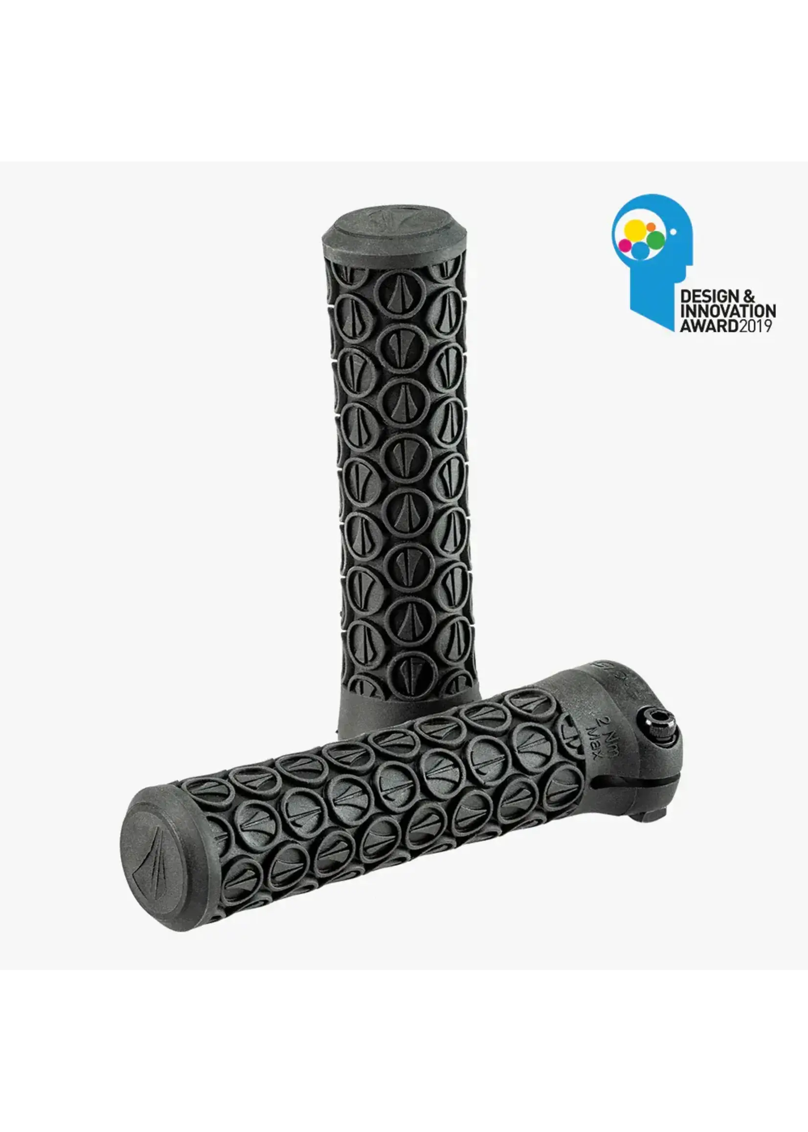 Slater JR Grips Black Lock-On