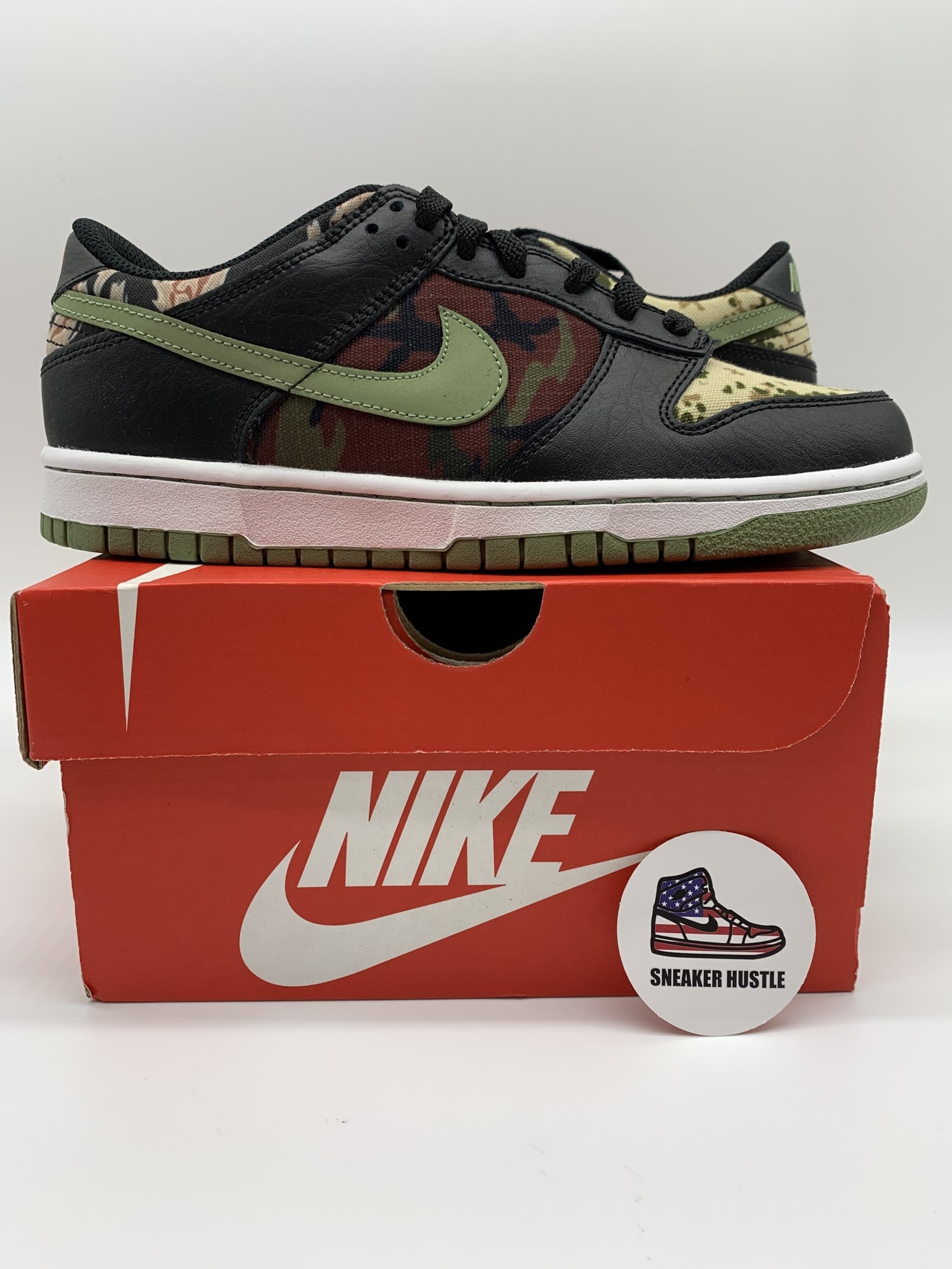 camo dunks gs