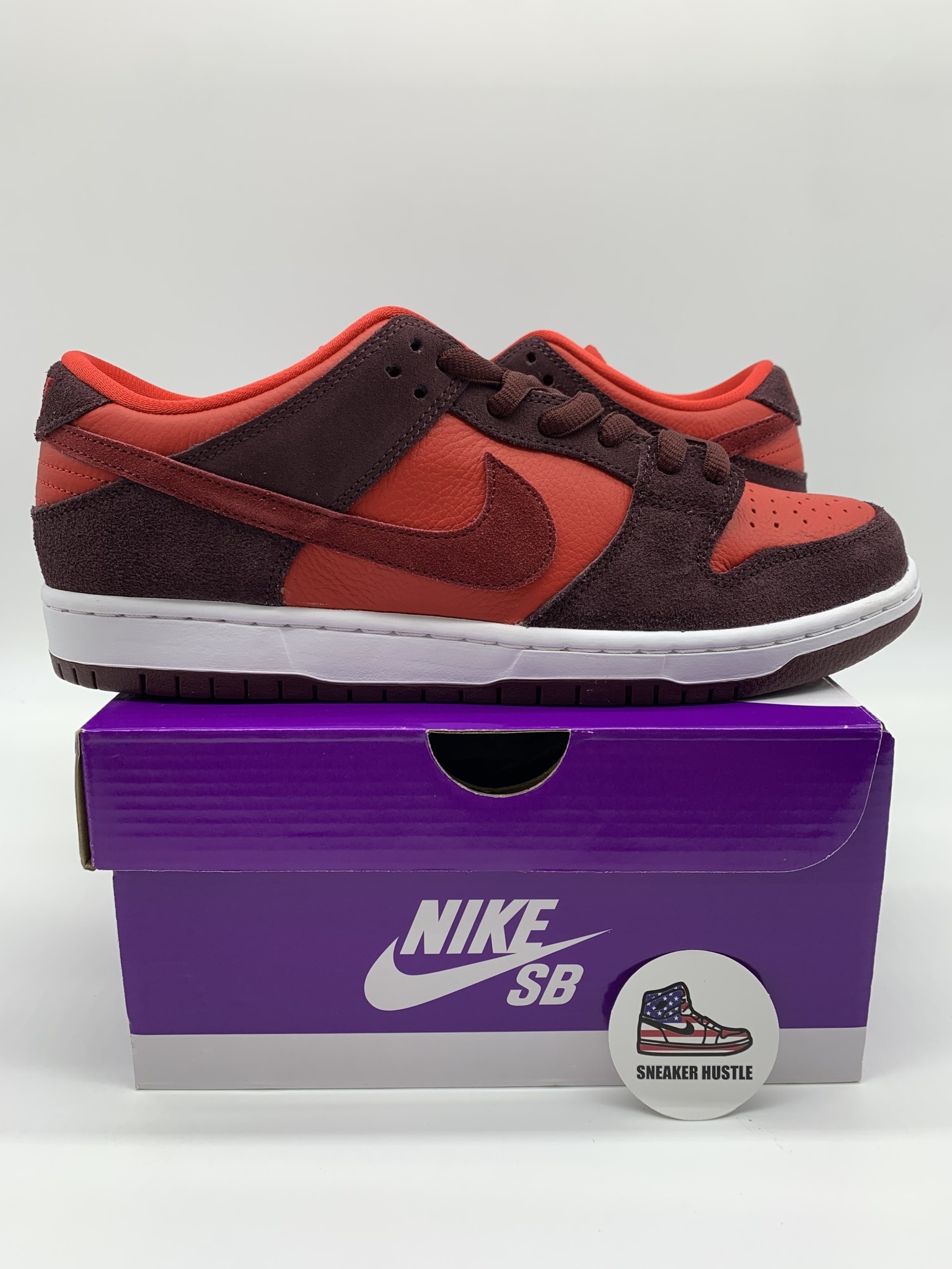sb dunk cherry