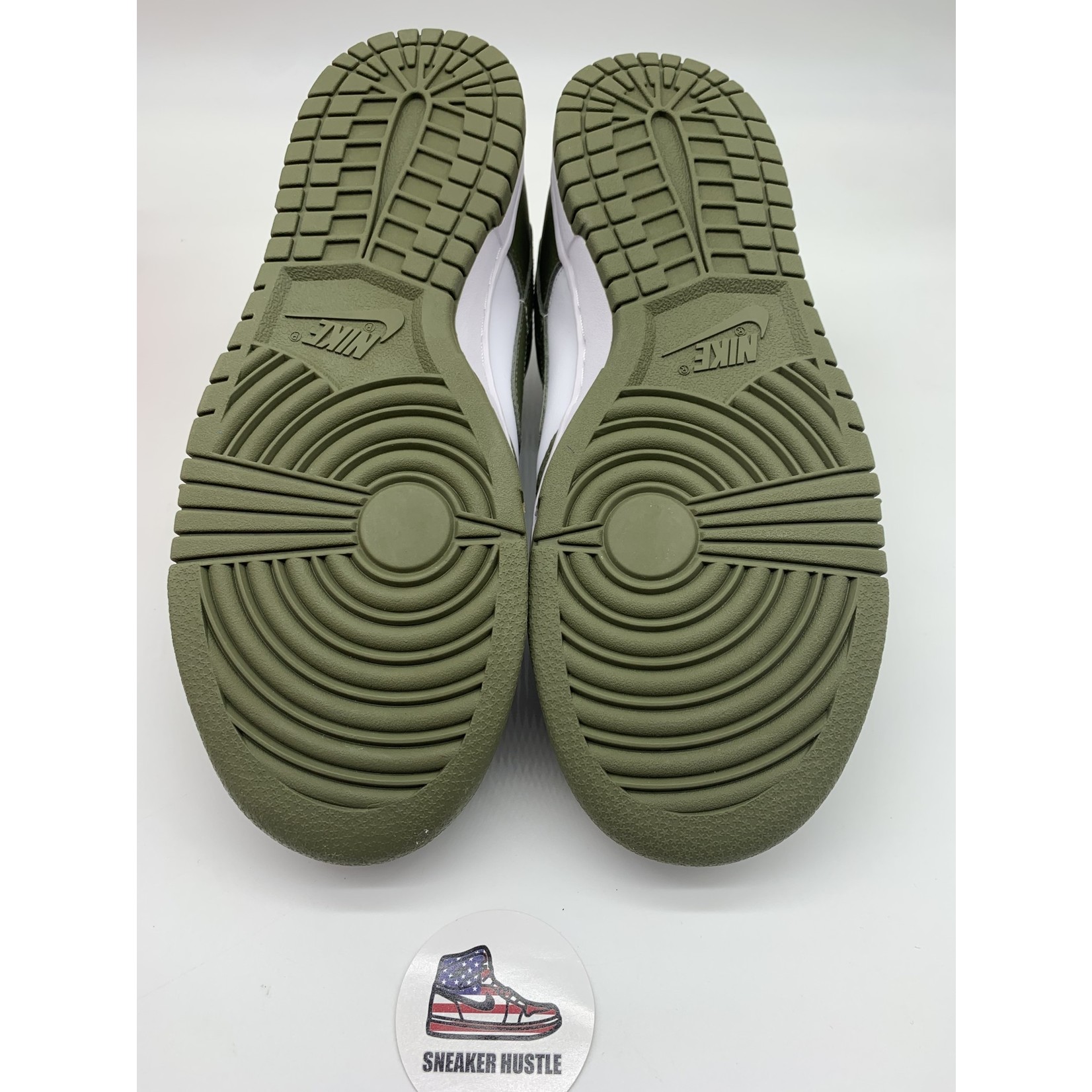 Nike Nike Dunk Low Medium Olive (W)