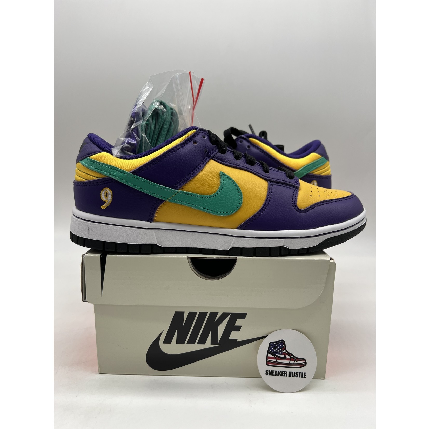 Nike Nike Dunk Low LX Lisa Leslie (W)