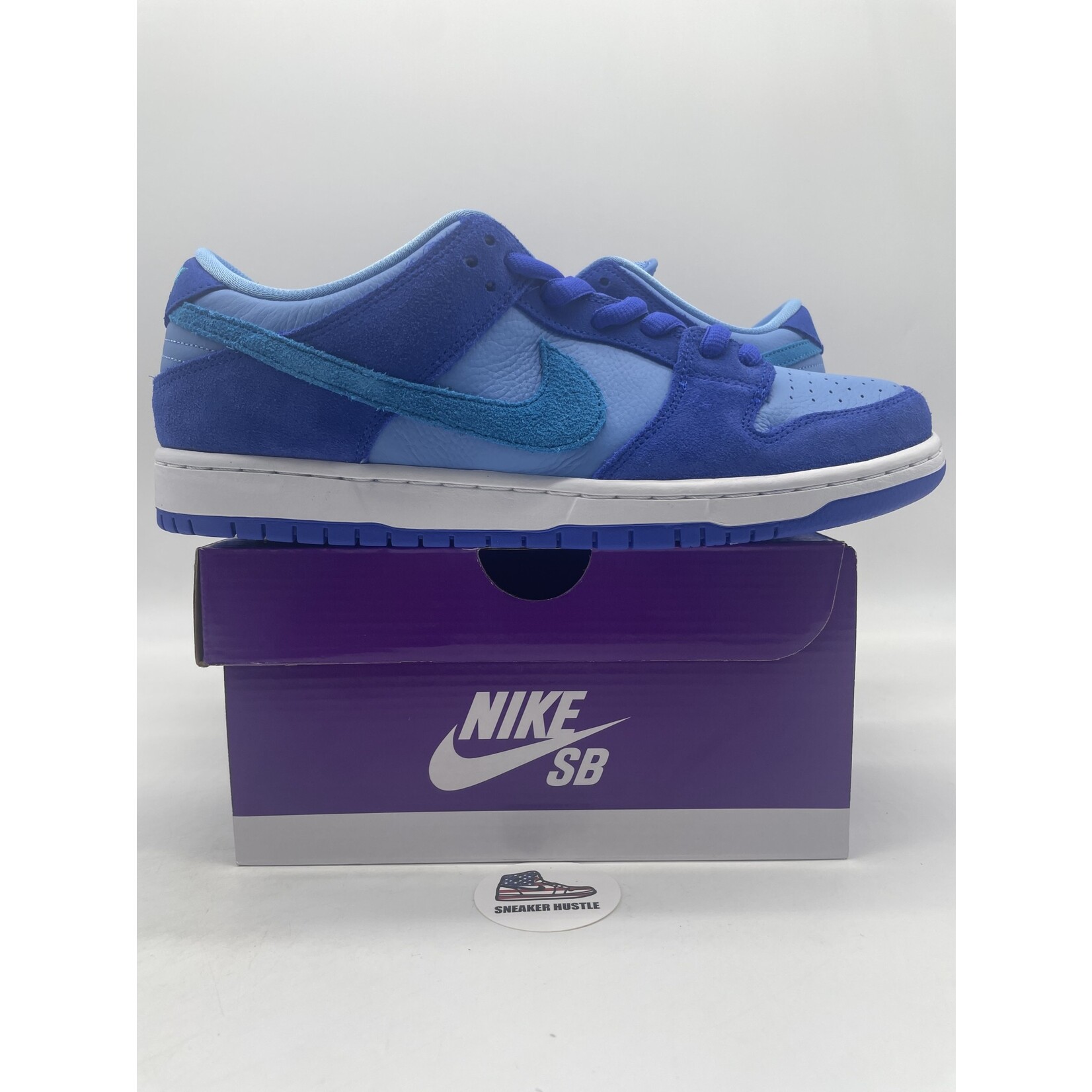 Nike SB Nike SB Dunk Low Blue Raspberry