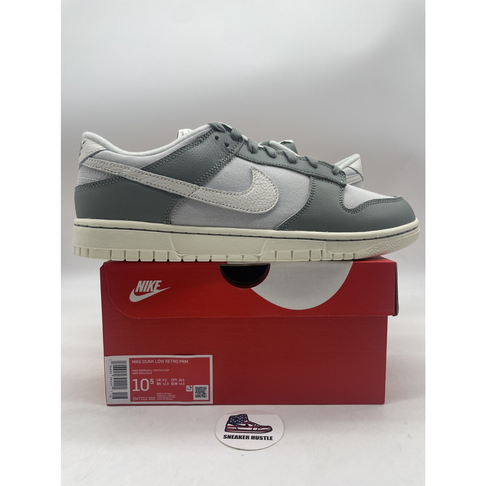 Nike Nike Dunk Low Mica Green