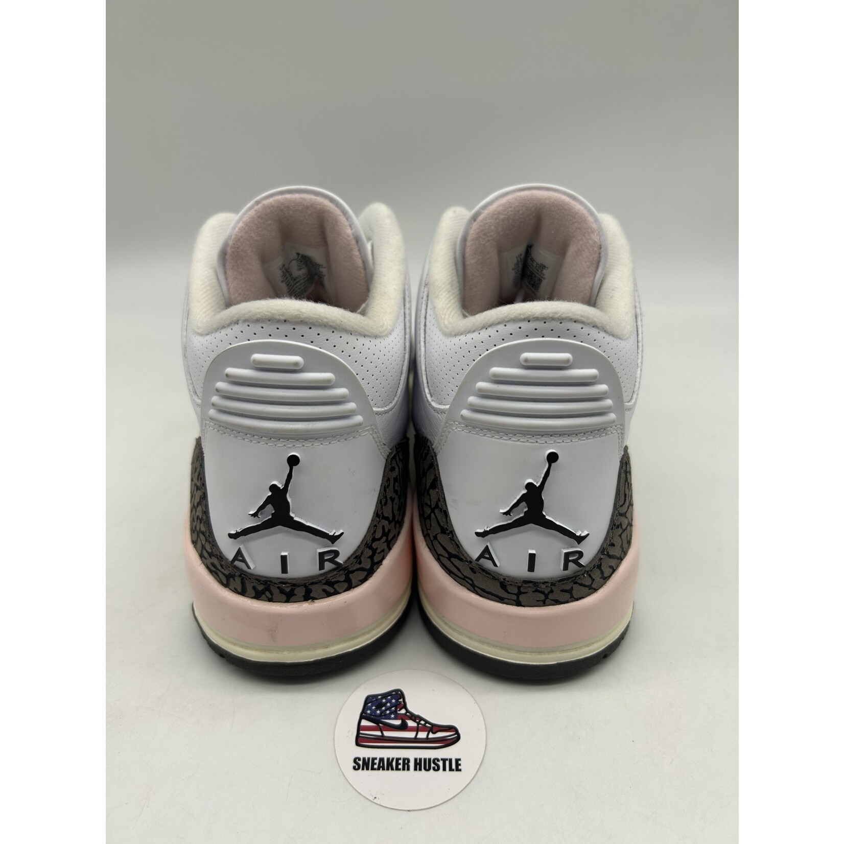 Air Jordan Jordan 3 Retro Neapolitan Dark Mocha (Women's