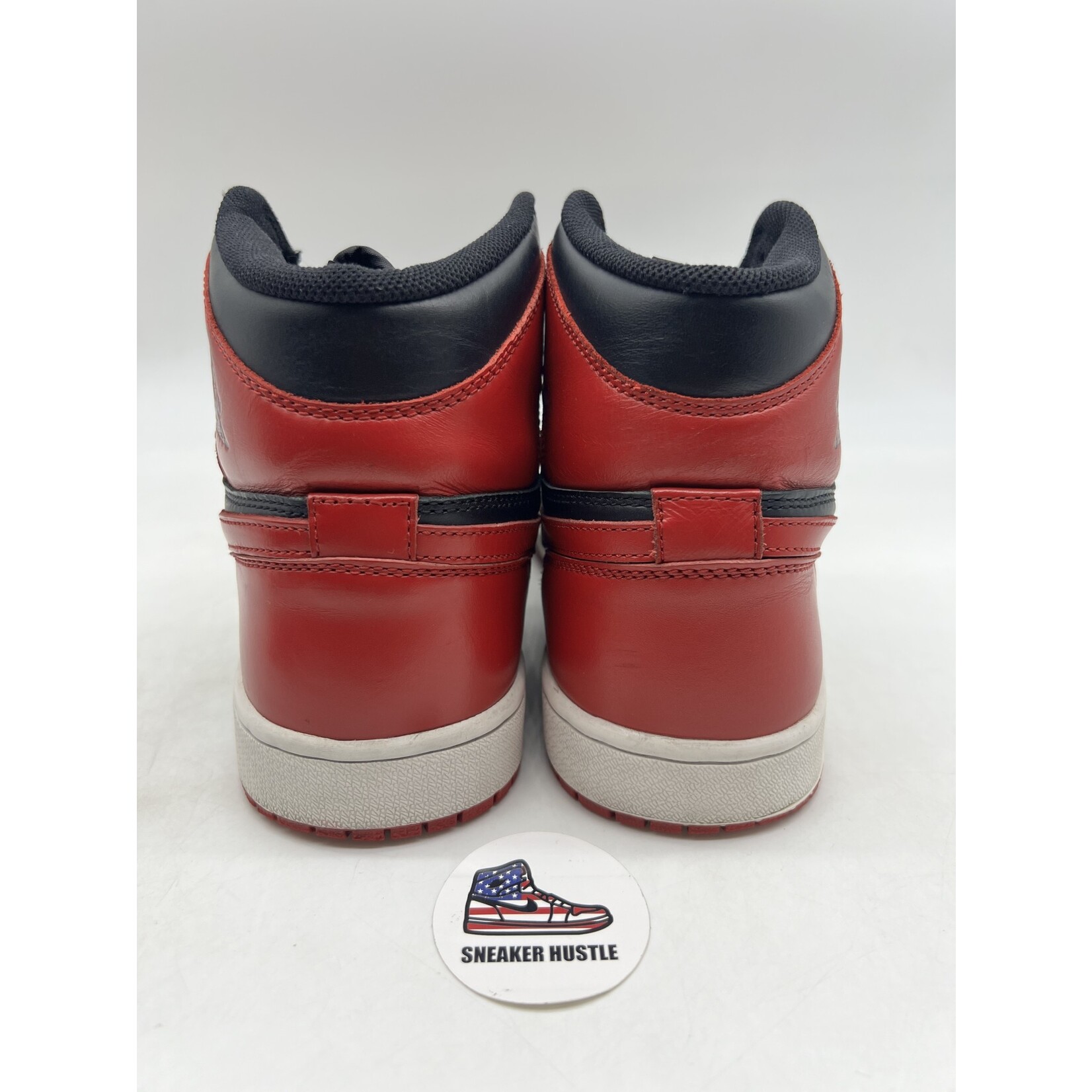Air Jordan Jordan 1 Retro Bred (2013)