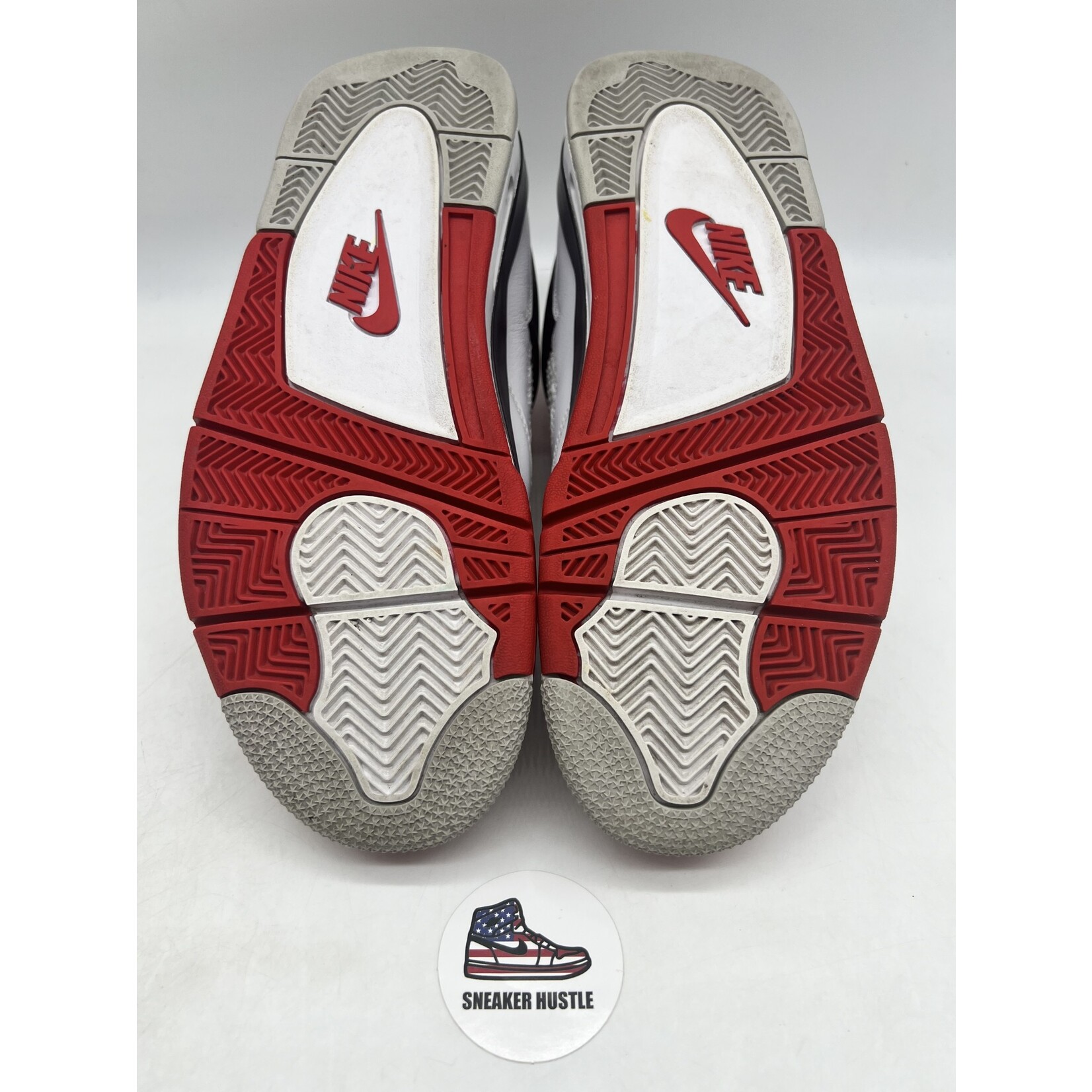 Air Jordan Jordan 4 Retro Fire Red (2020)