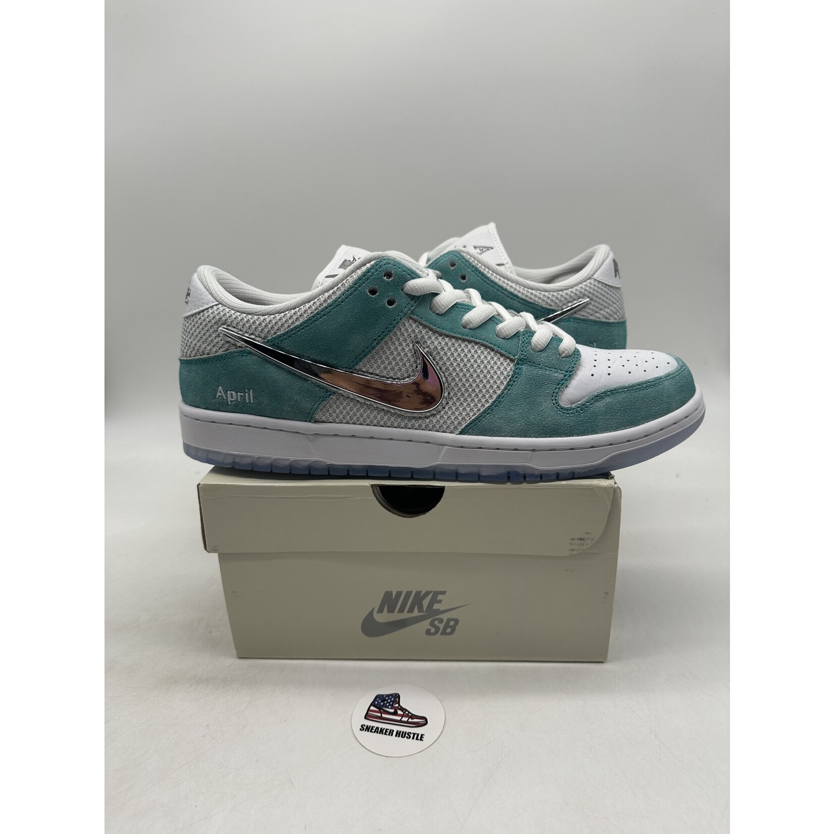 Nike SB Nike SB Dunk Low April Skateboards