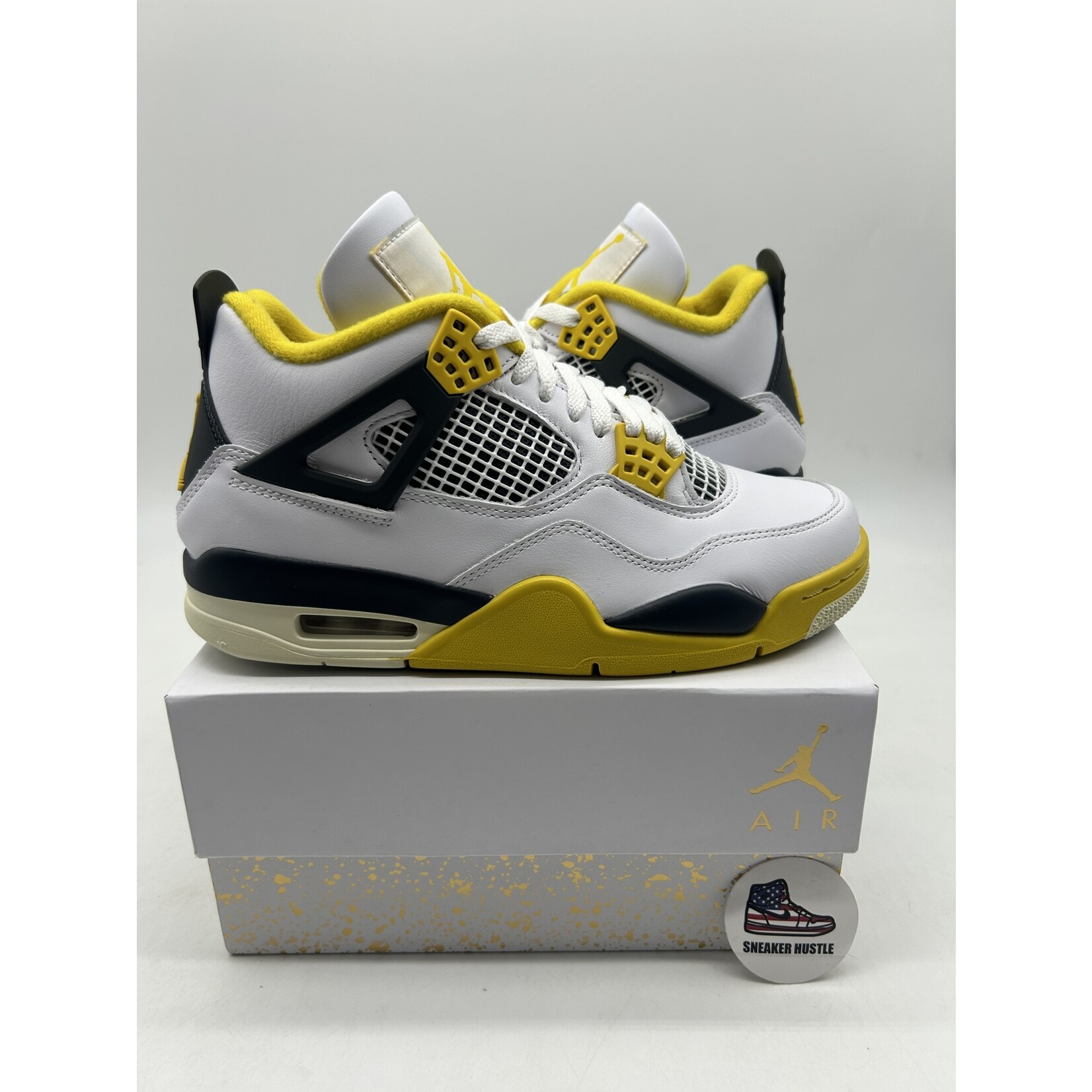 Air Jordan Jordan 4 Retro Vivid Sulfur (Women's)