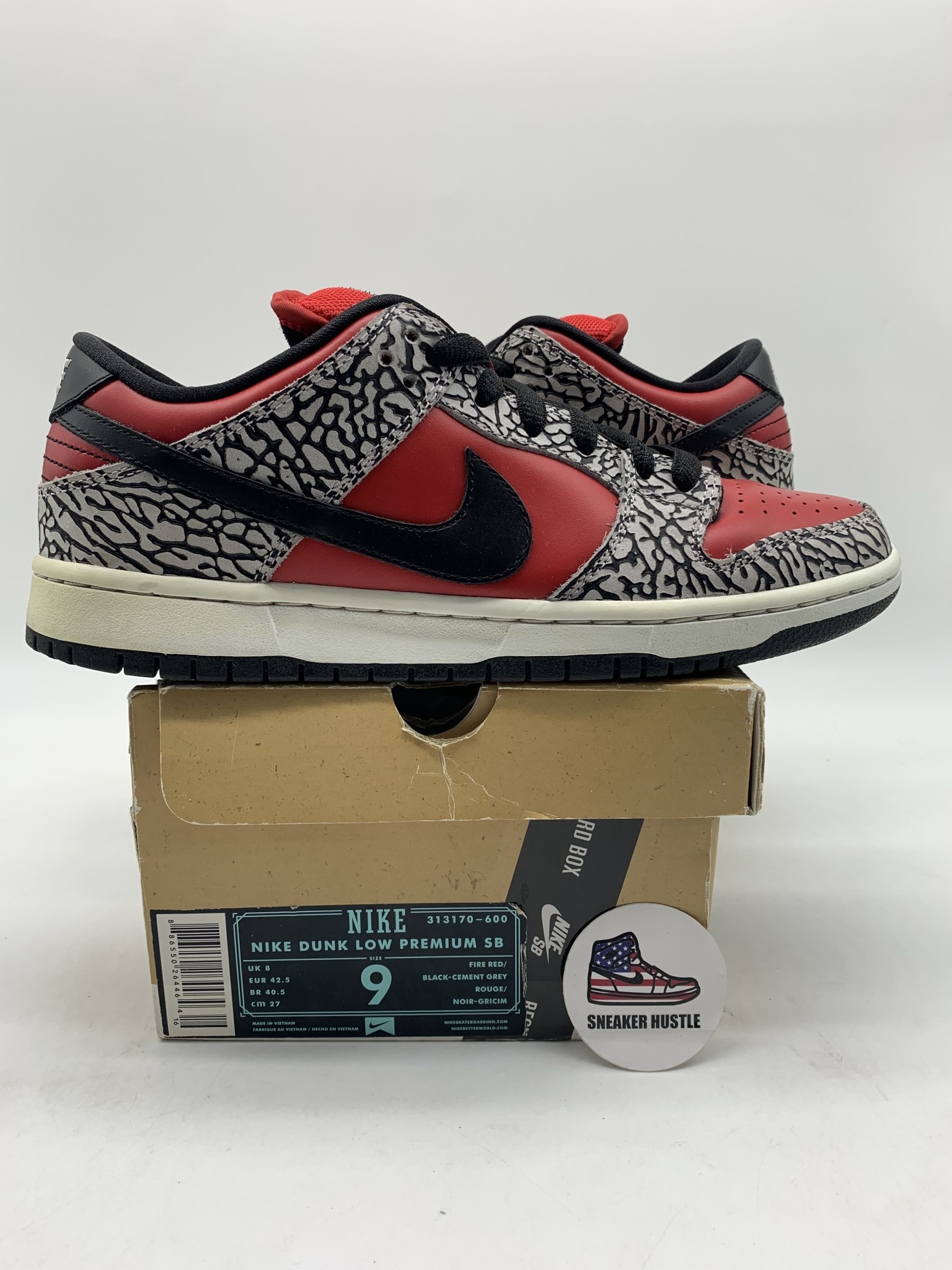 dunk low supreme red