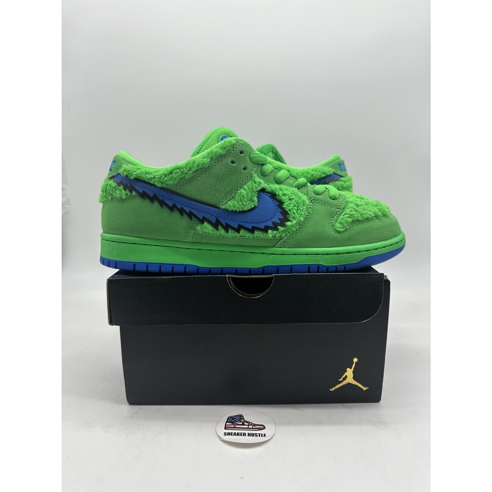 Nike SB Nike SB Dunk Low Grateful Dead Bears Green