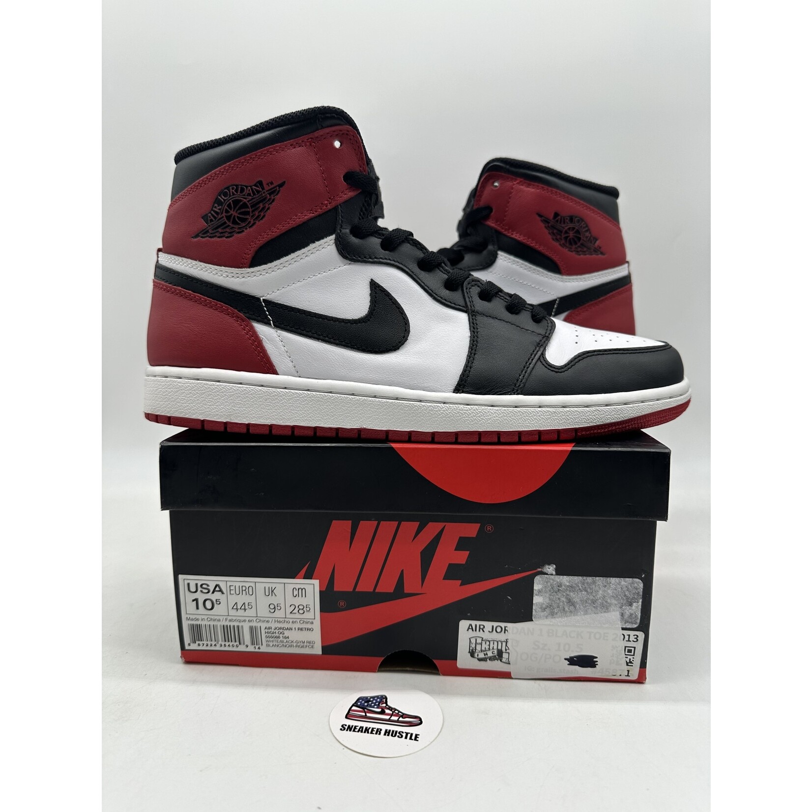 Air Jordan Jordan 1 Retro Black Toe (2013)