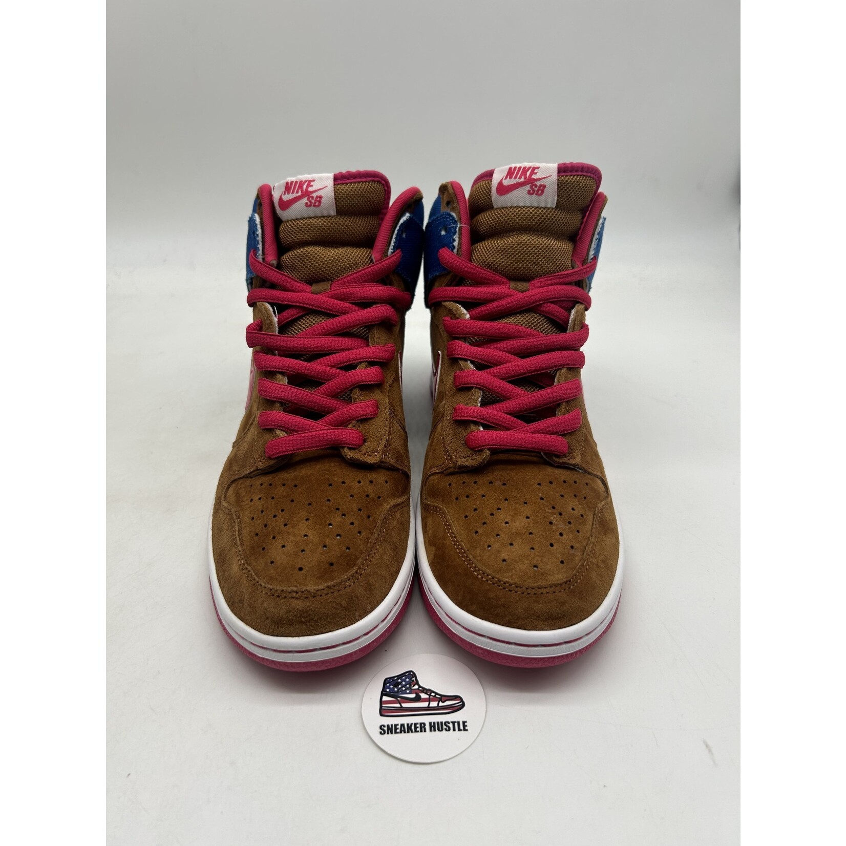 Nike SB Nike SB Dunk High Pro Mr. Todd Bratrud