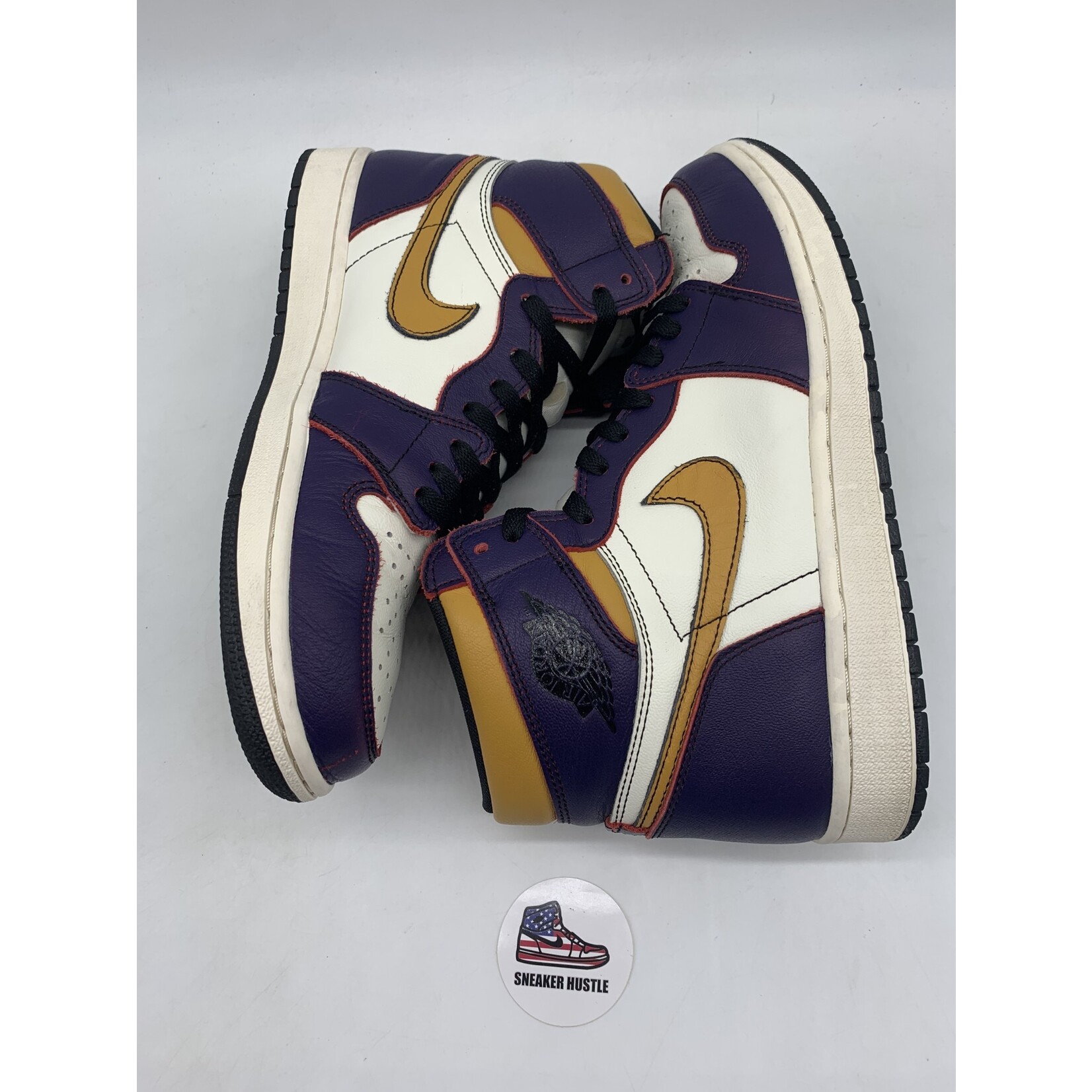 Air Jordan Jordan 1 Retro High OG Defiant SB LA to Chicago