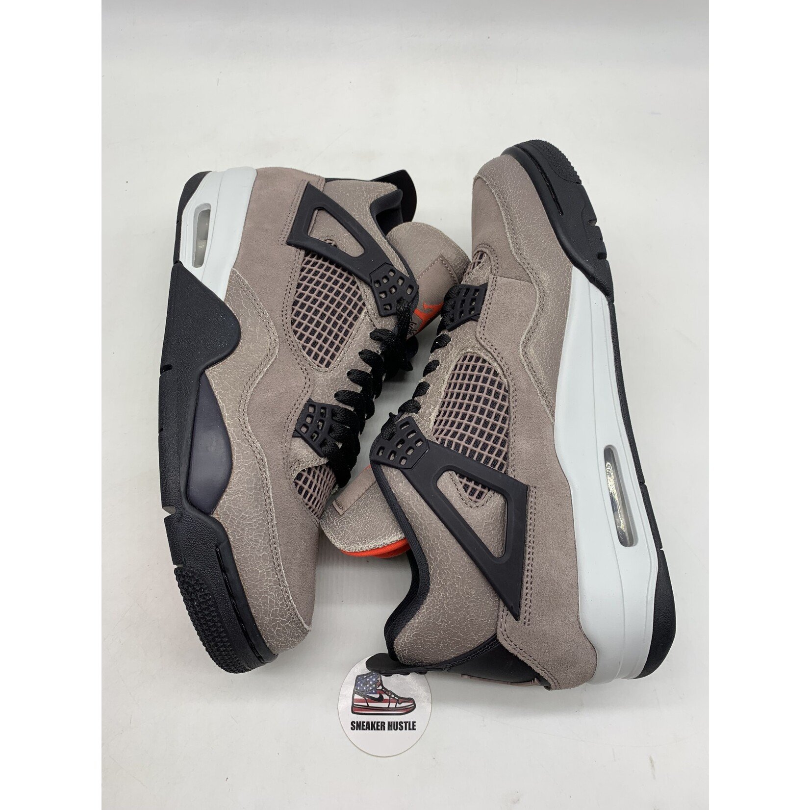 Air Jordan Jordan 4 Retro Taupe Haze