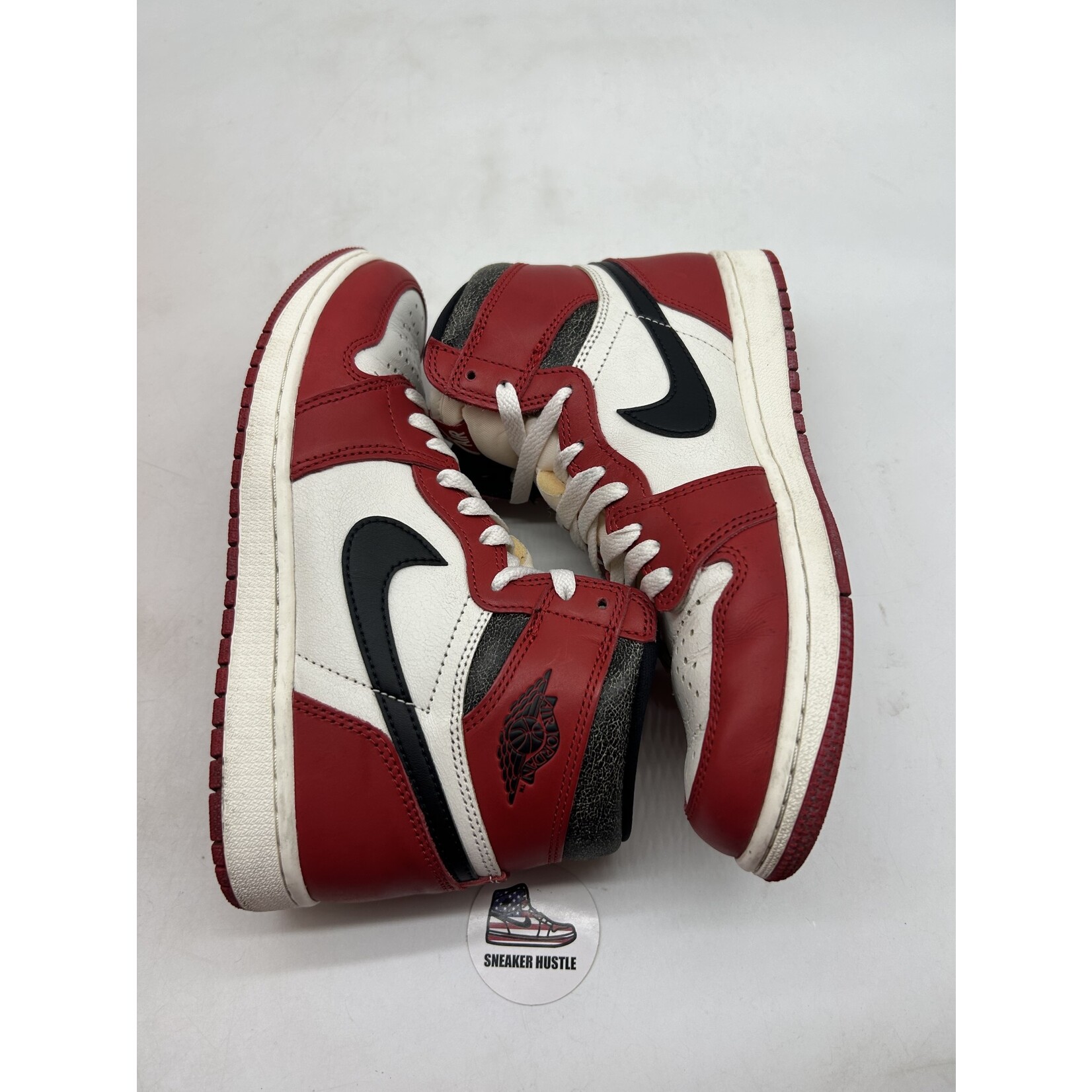 Air Jordan Jordan 1 Retro High OG Chicago Lost and Found