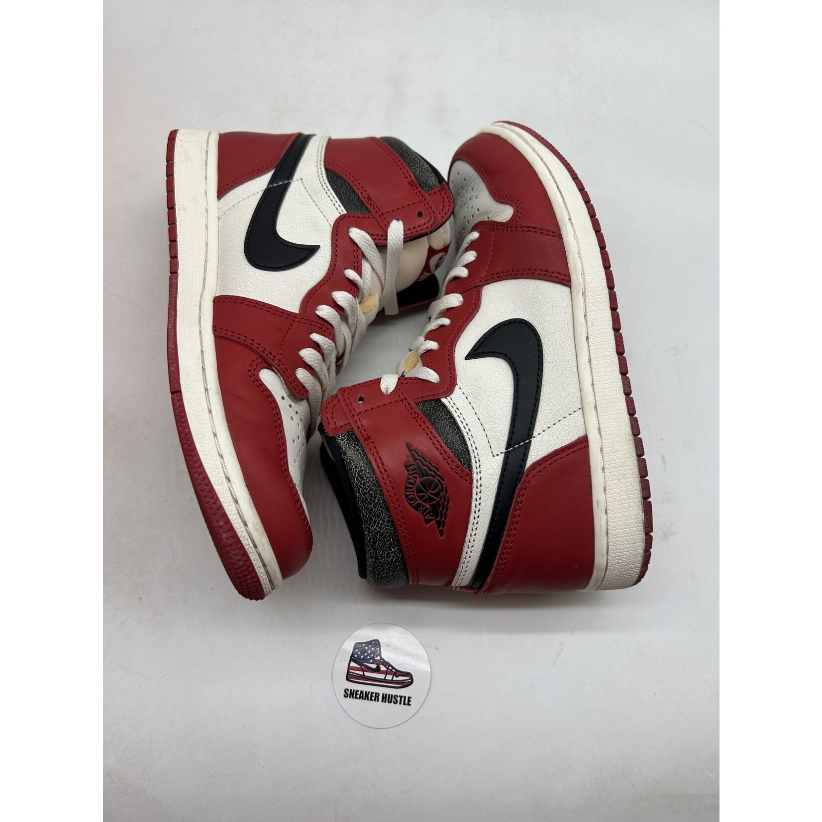 Air Jordan Jordan 1 Retro High OG Chicago Lost and Found