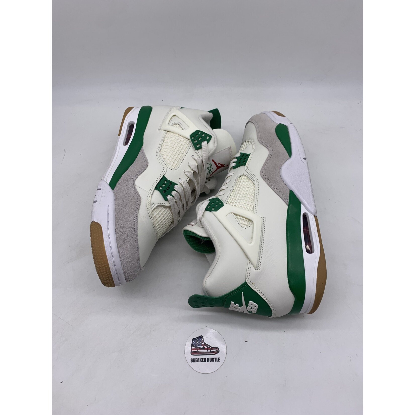 Air Jordan Jordan 4 Retro SB Pine Green