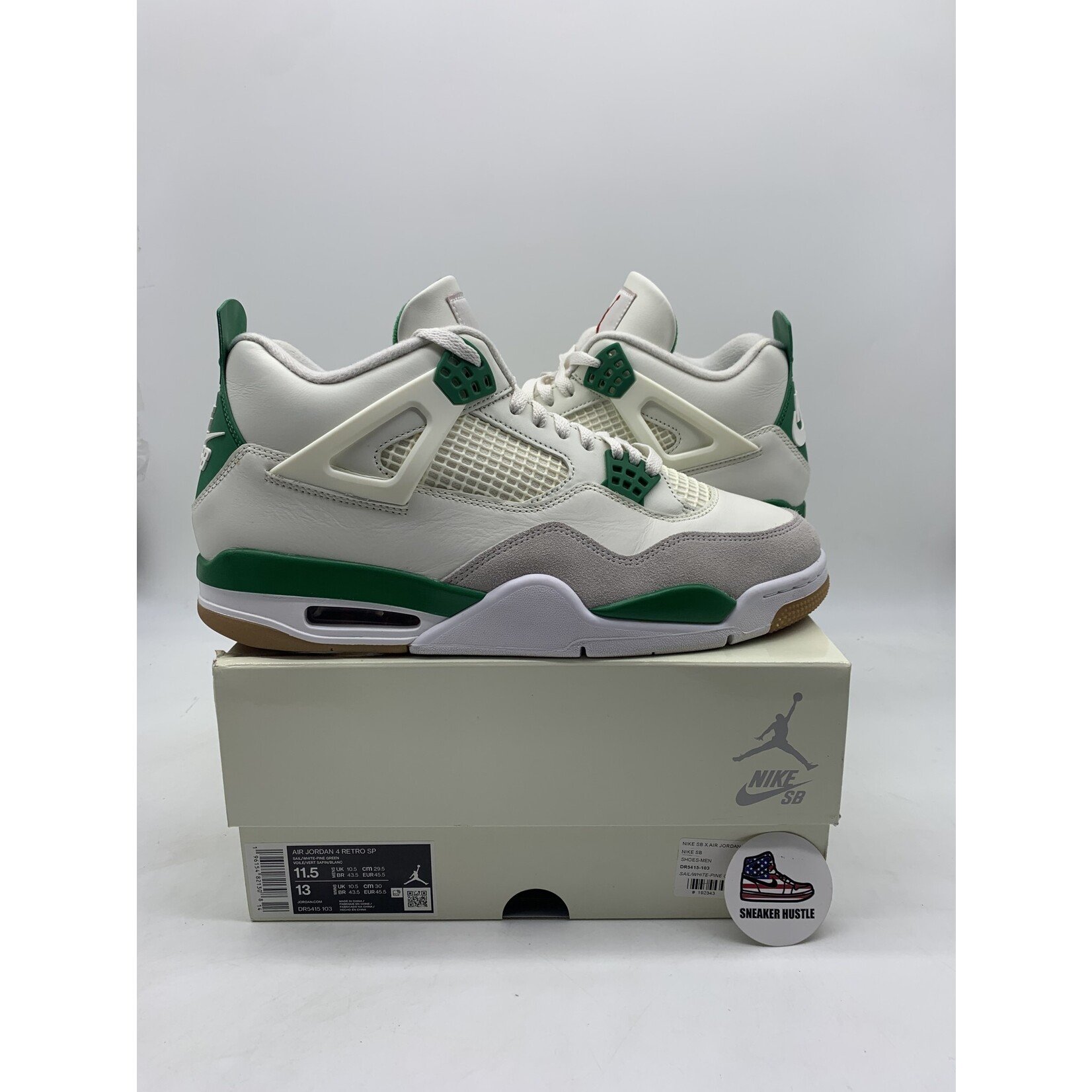 Air Jordan Jordan 4 Retro SB Pine Green