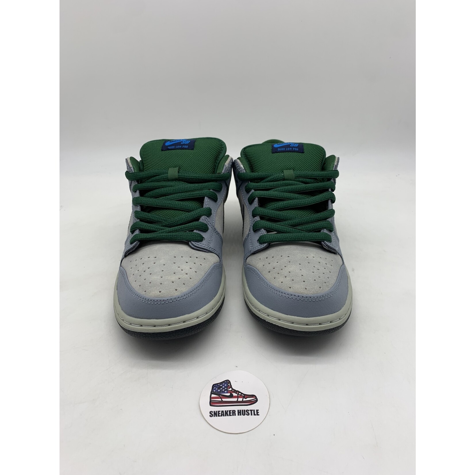 Nike SB Nike SB Dunk Low Maple Leaf Central Park