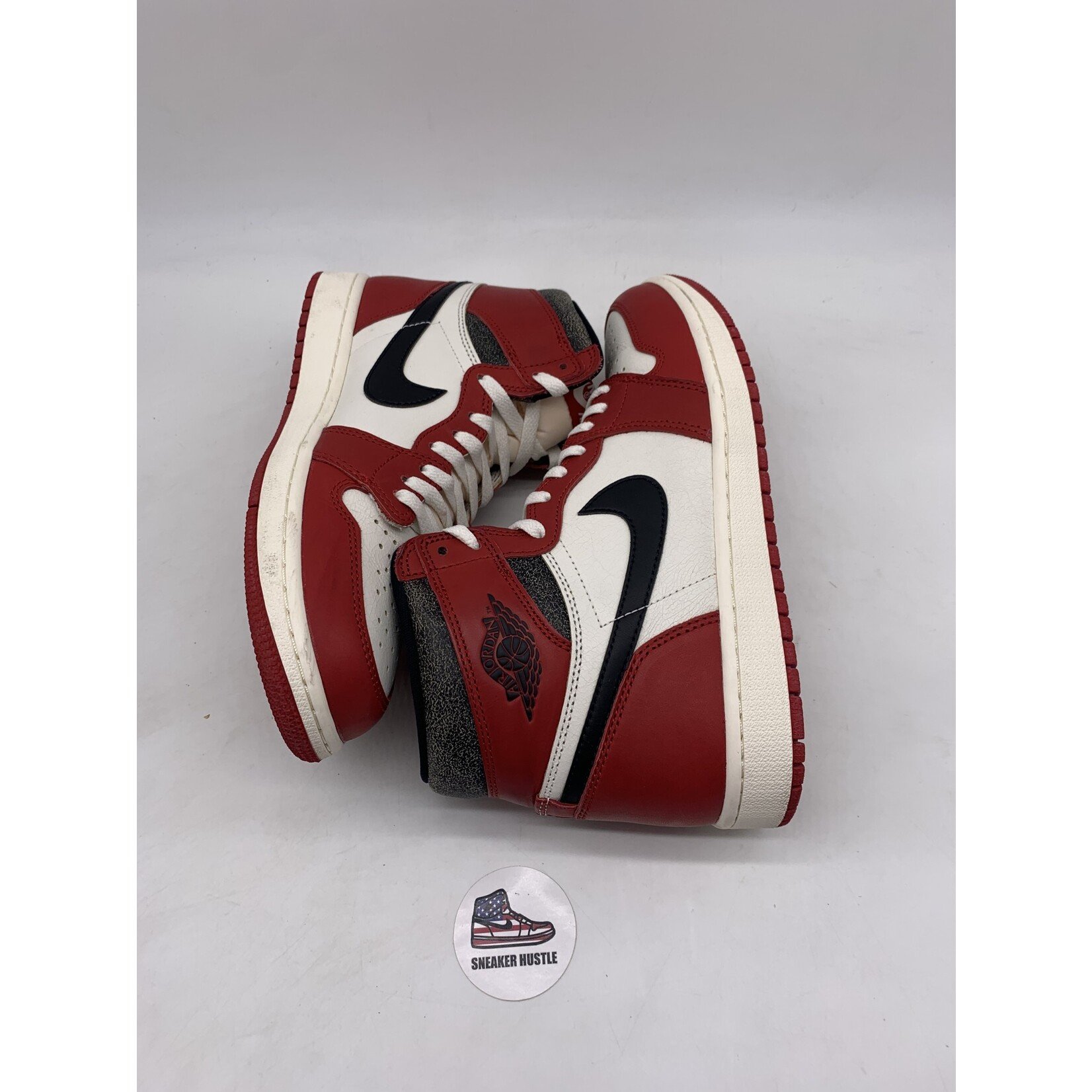 Air Jordan Jordan 1 Retro High OG Chicago Lost and Found