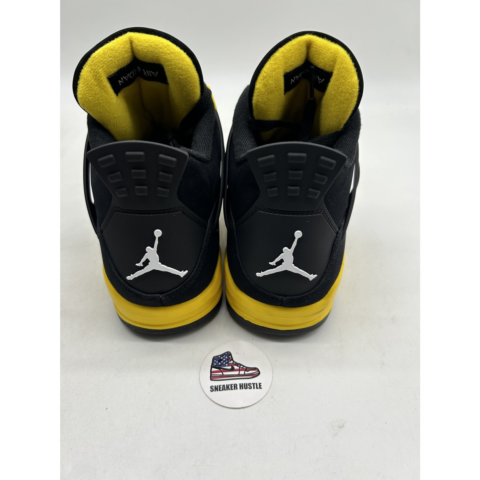 Air Jordan Jordan 4 Retro Thunder (2023)