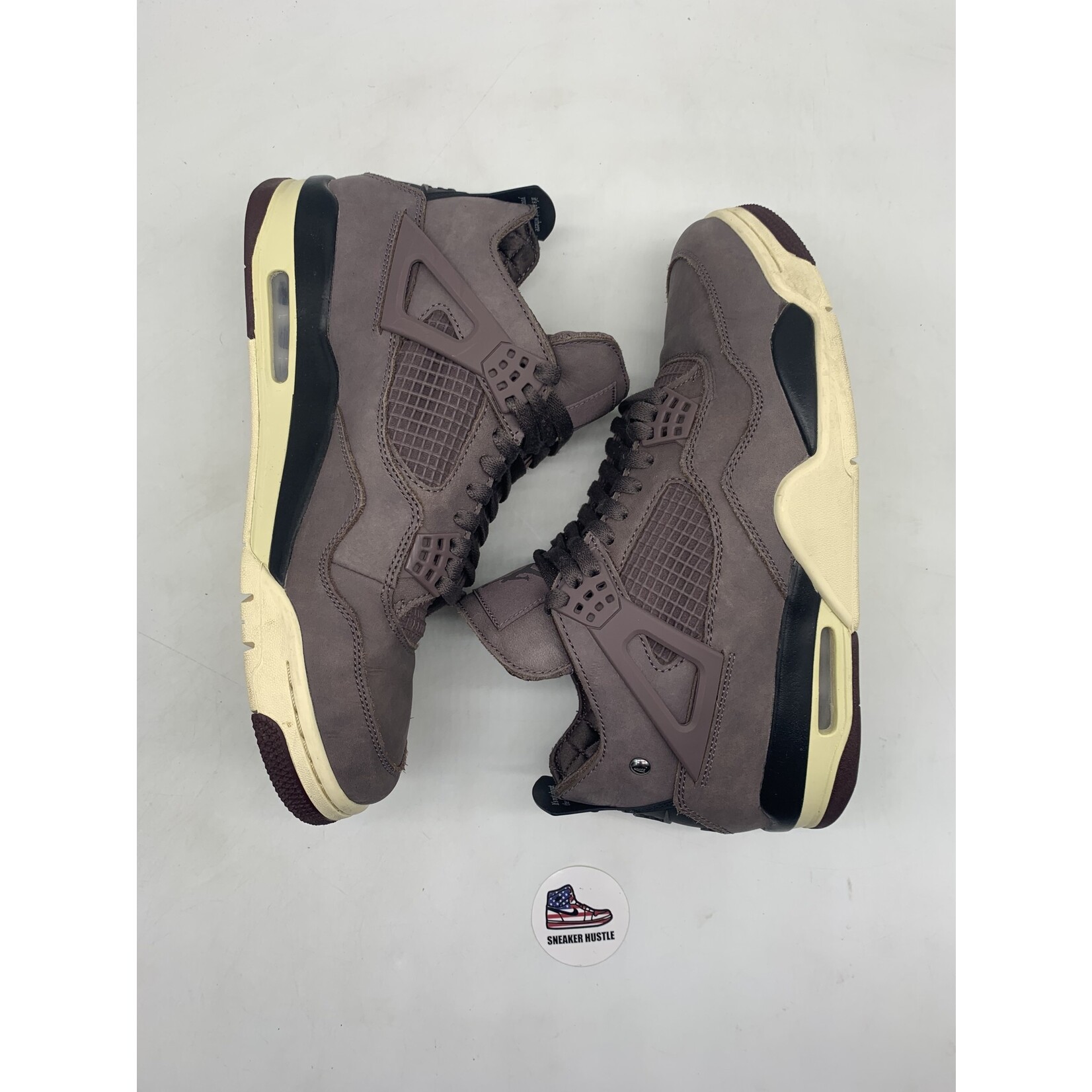 Air Jordan Jordan 4 Retro SP A Ma Maniére Violet Ore