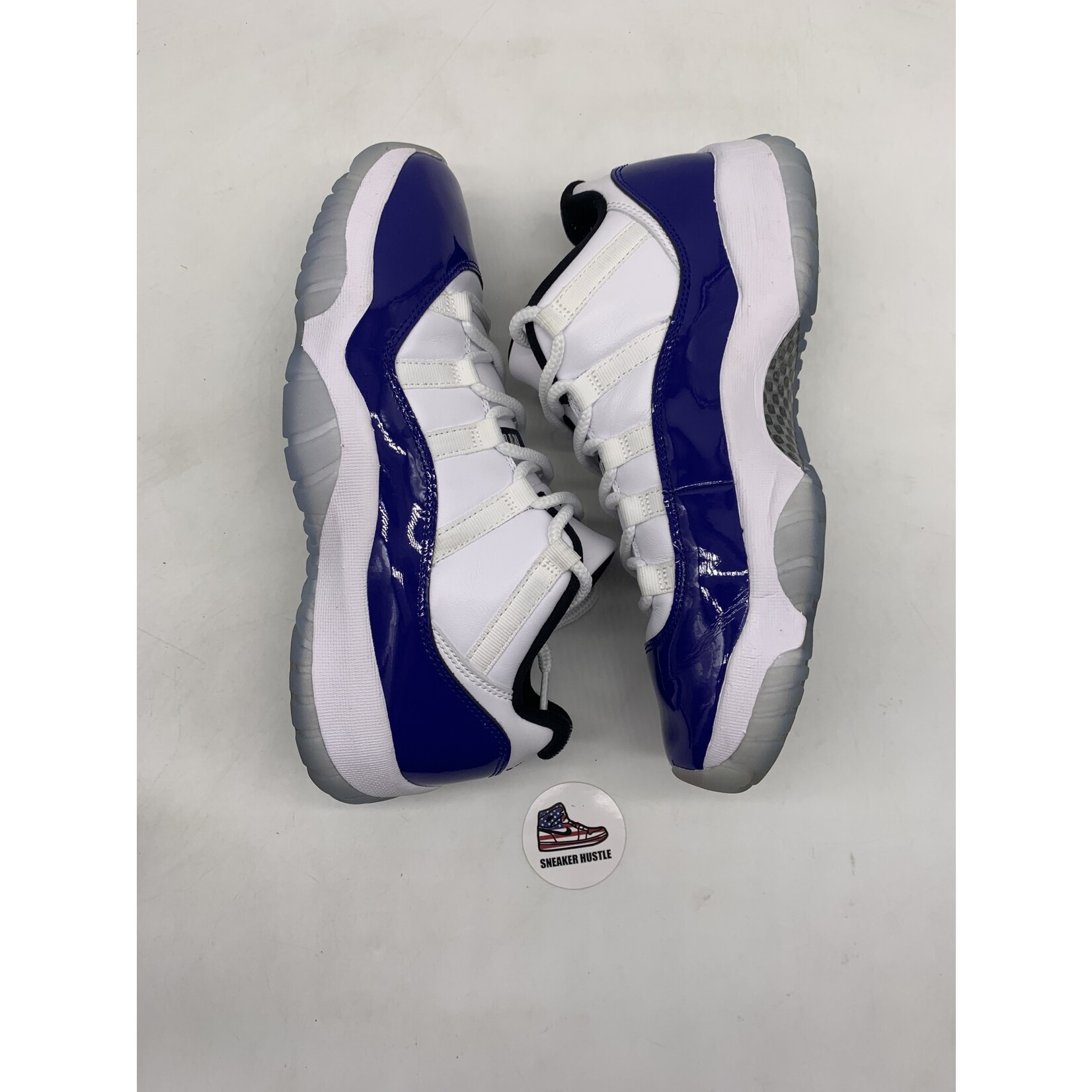 Air Jordan Jordan 11 Low White Concord