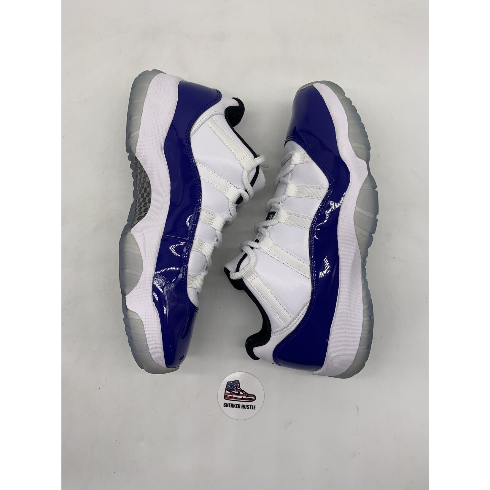 Air Jordan Jordan 11 Low White Concord