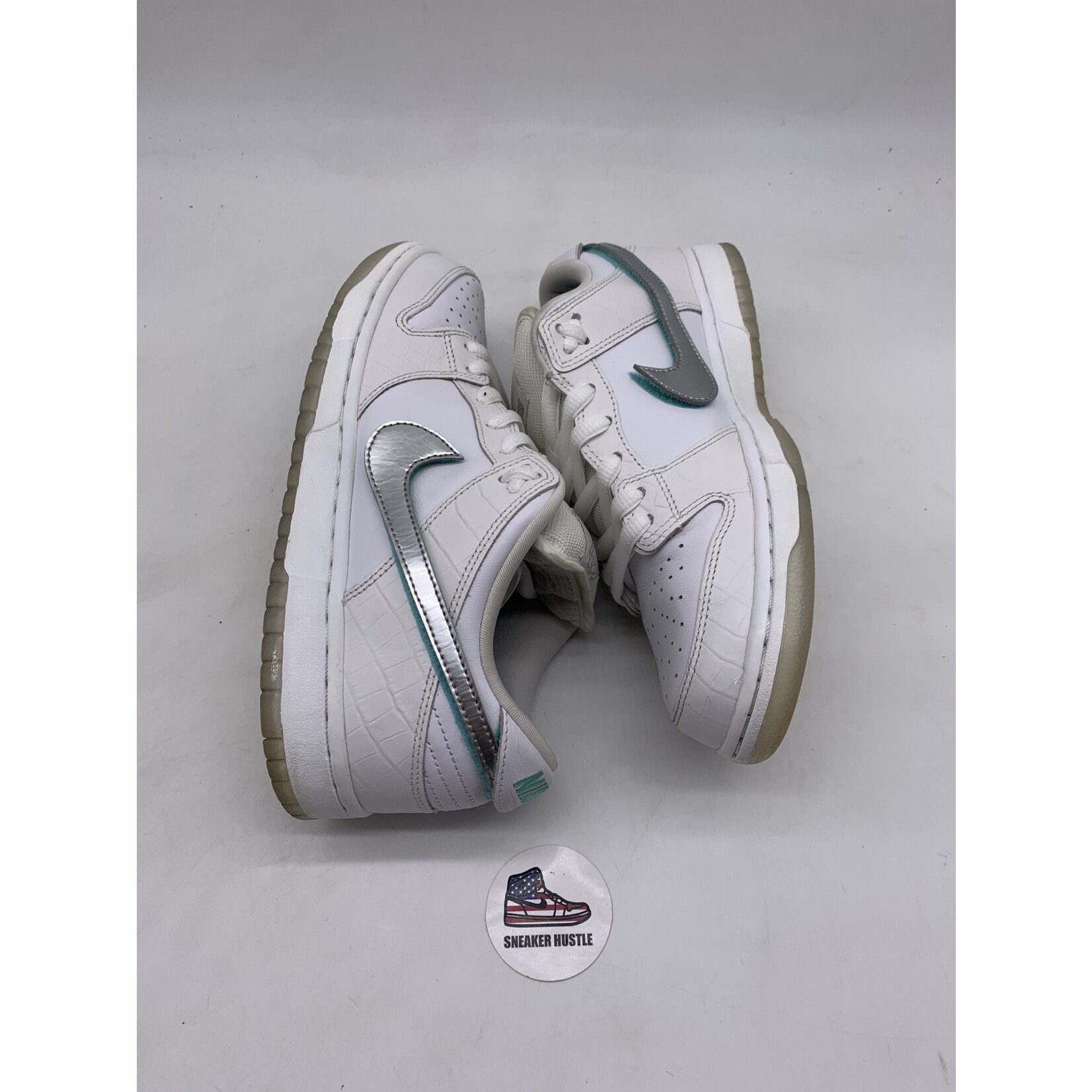 Nike SB Nike SB Dunk Low Diamond Supply Co. White Diamond