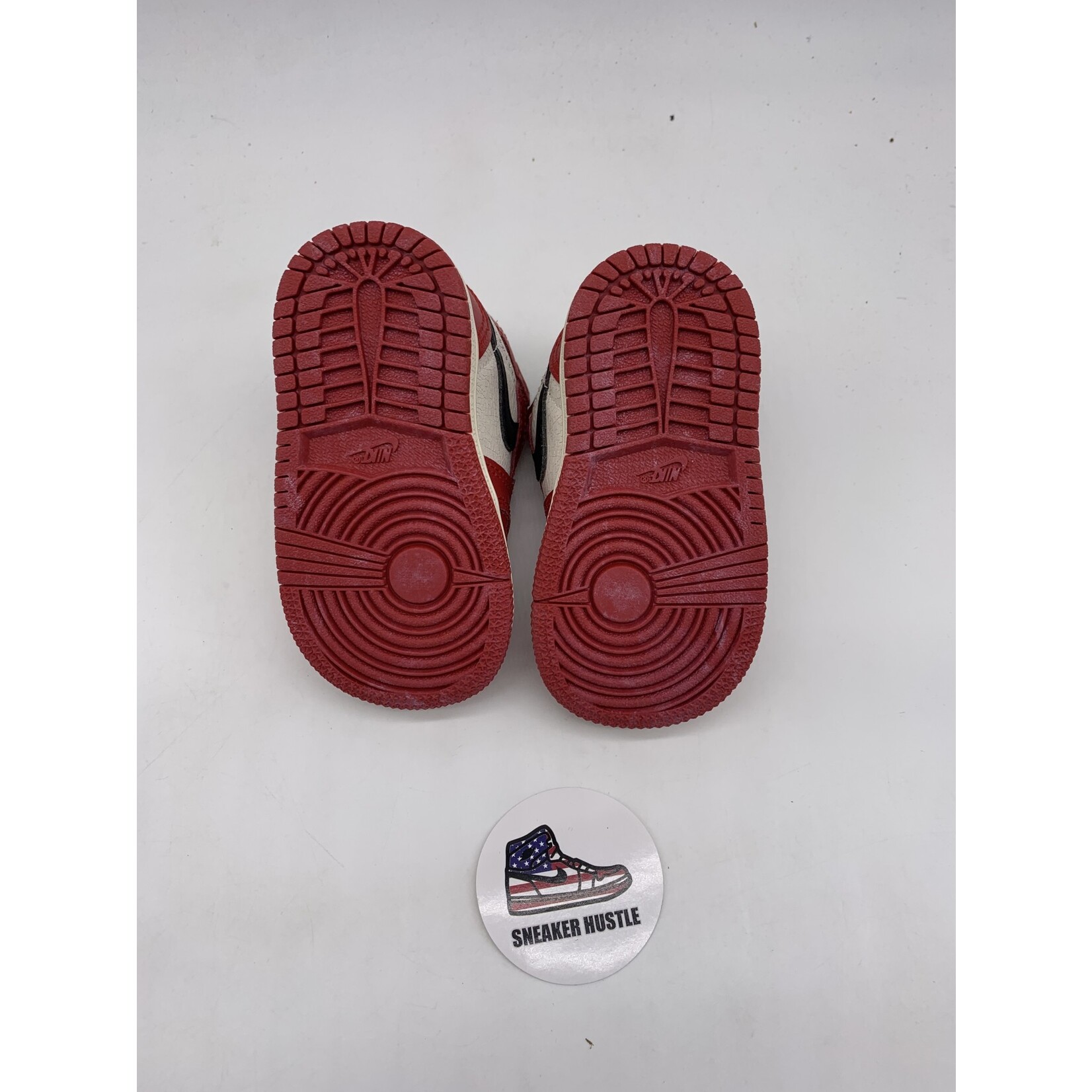 Air Jordan Jordan 1 Retro High OG Chicago Lost and Found (TD)