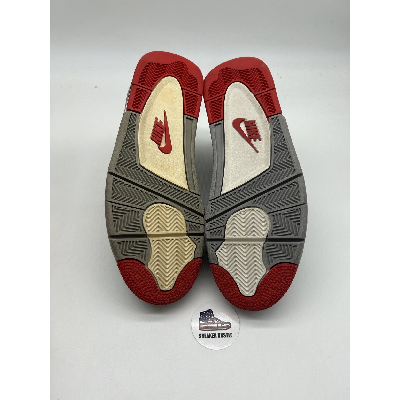 Jordan 4 red 2019 deals