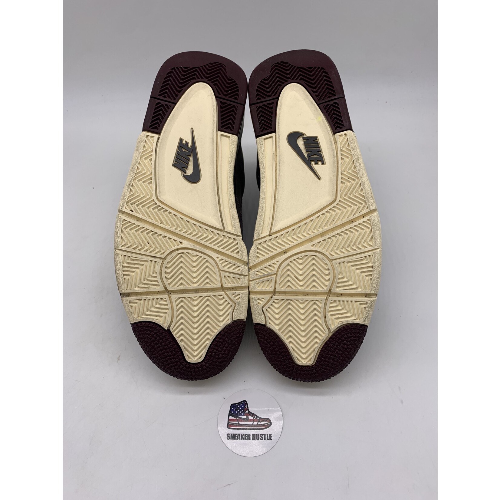 Air Jordan Jordan 4 Retro SP A Ma Maniére Violet Ore