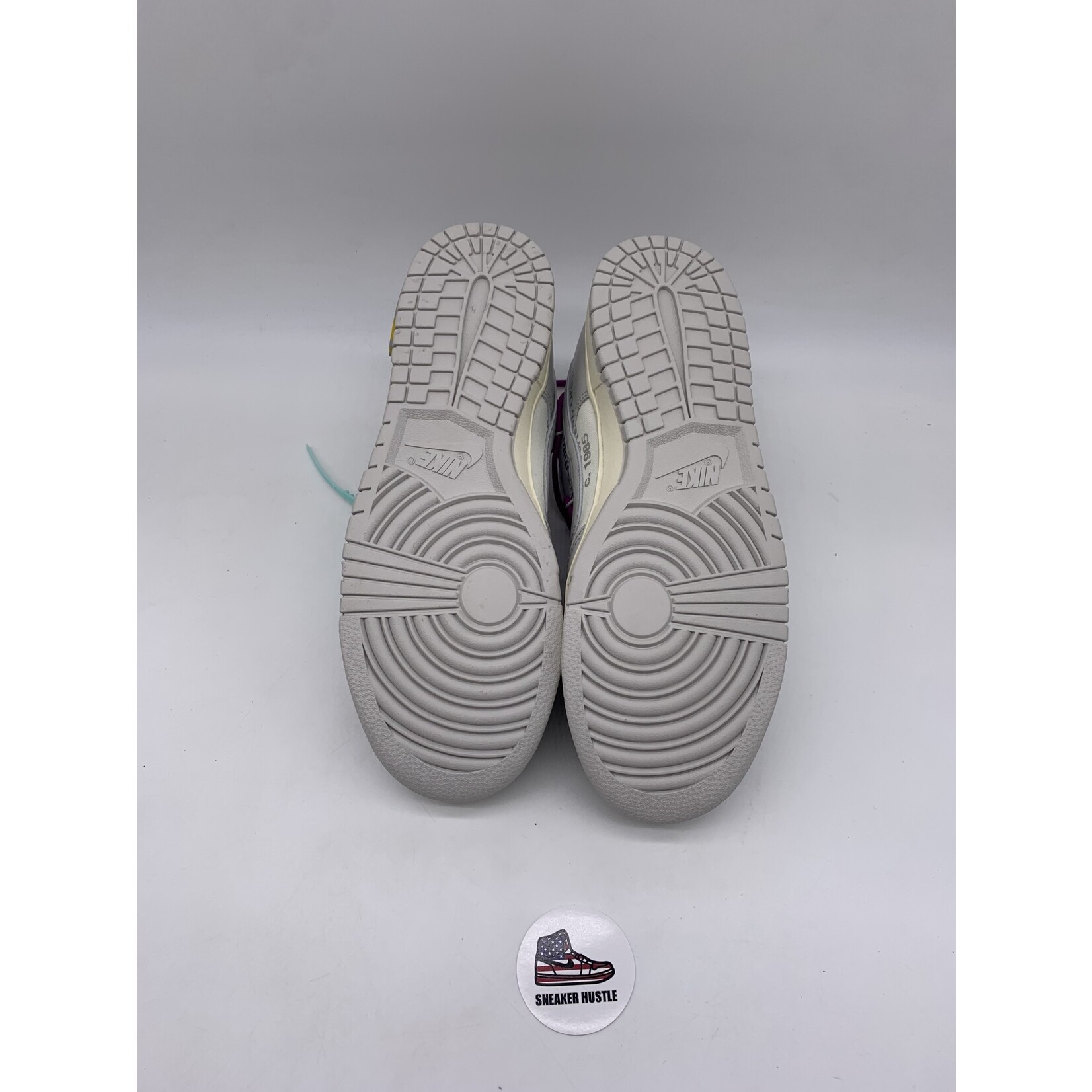 Nike Nike Dunk Low Off-White Lot 21